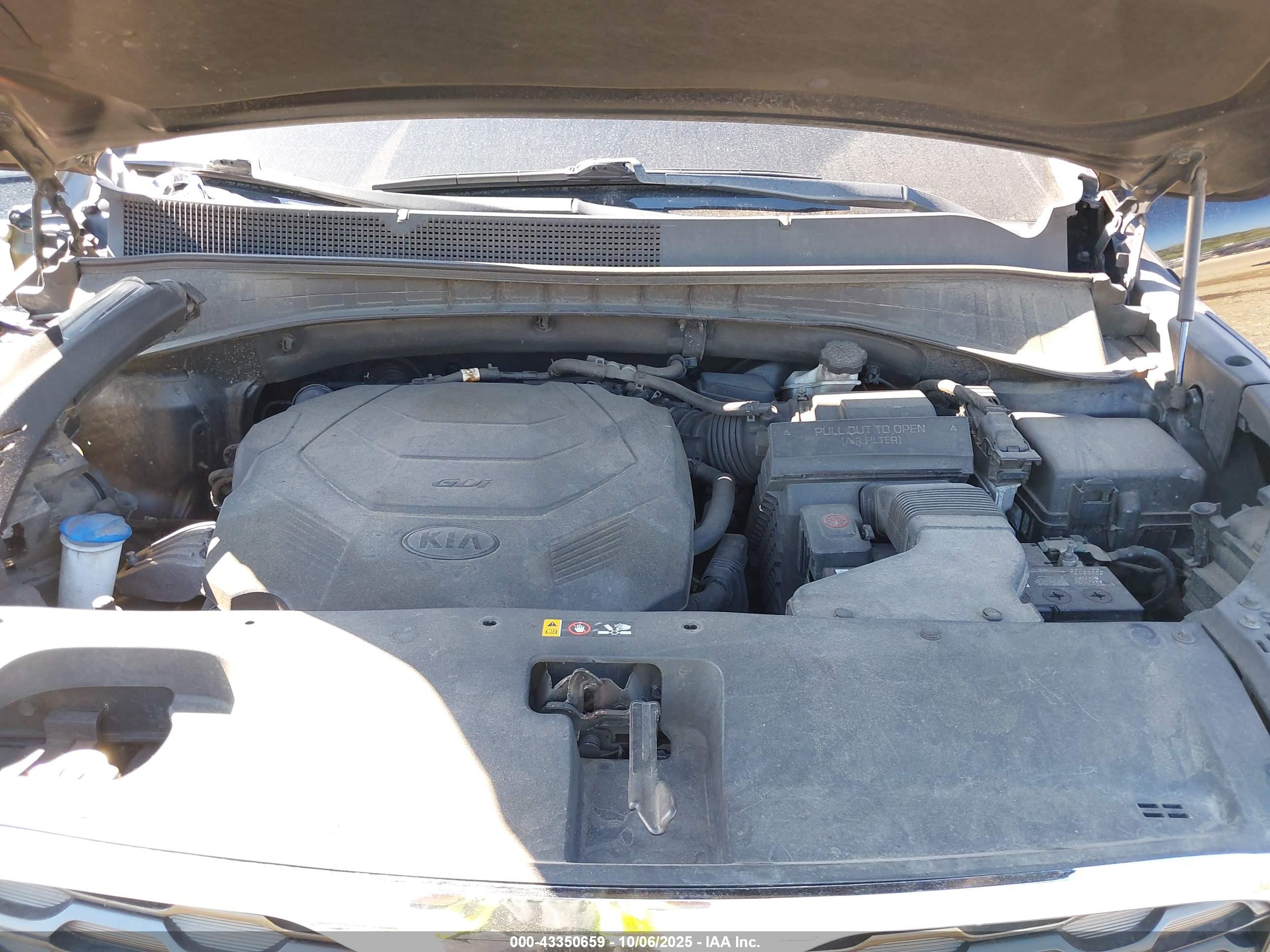 KIA SORENTO image 10