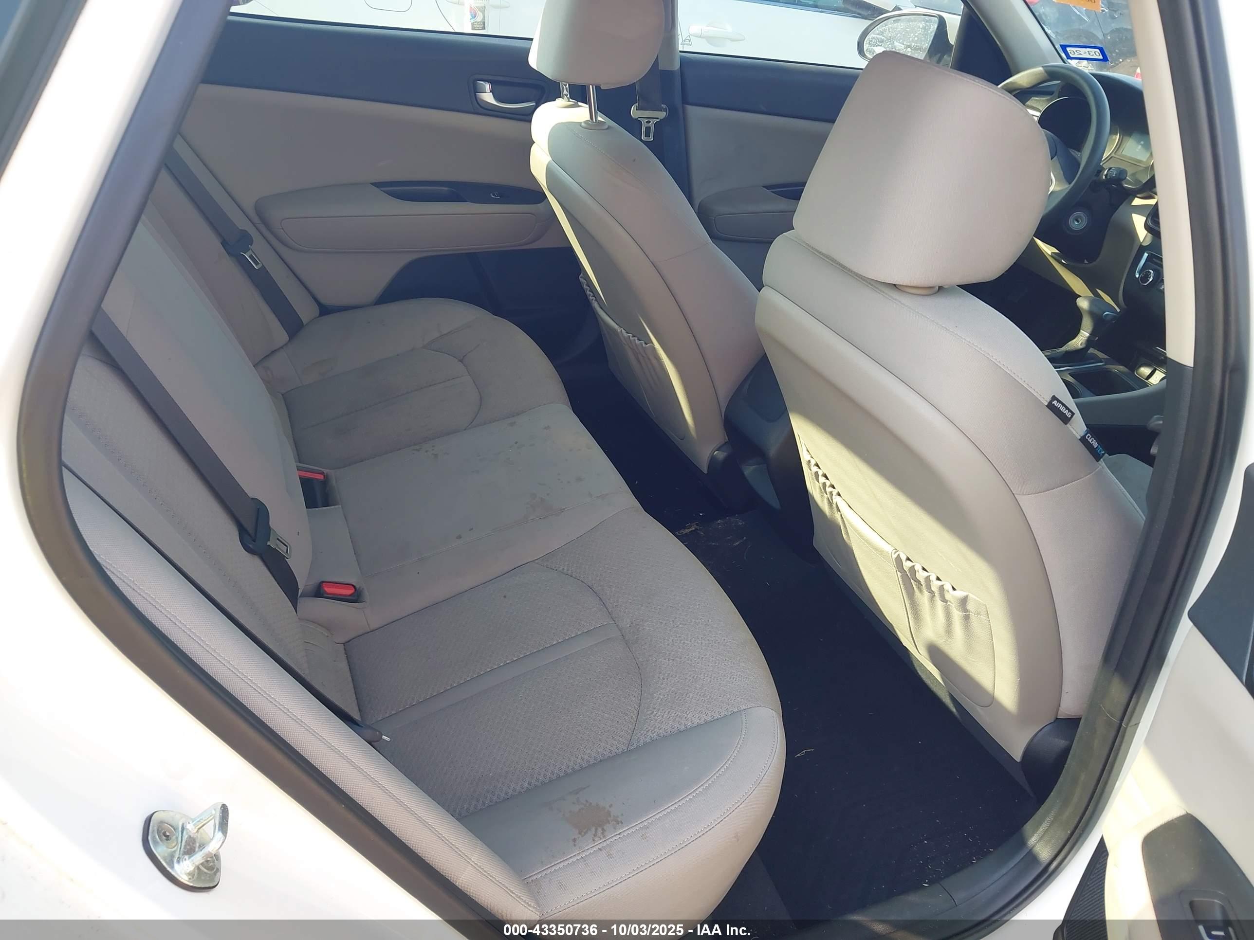 KIA OPTIMA image 8