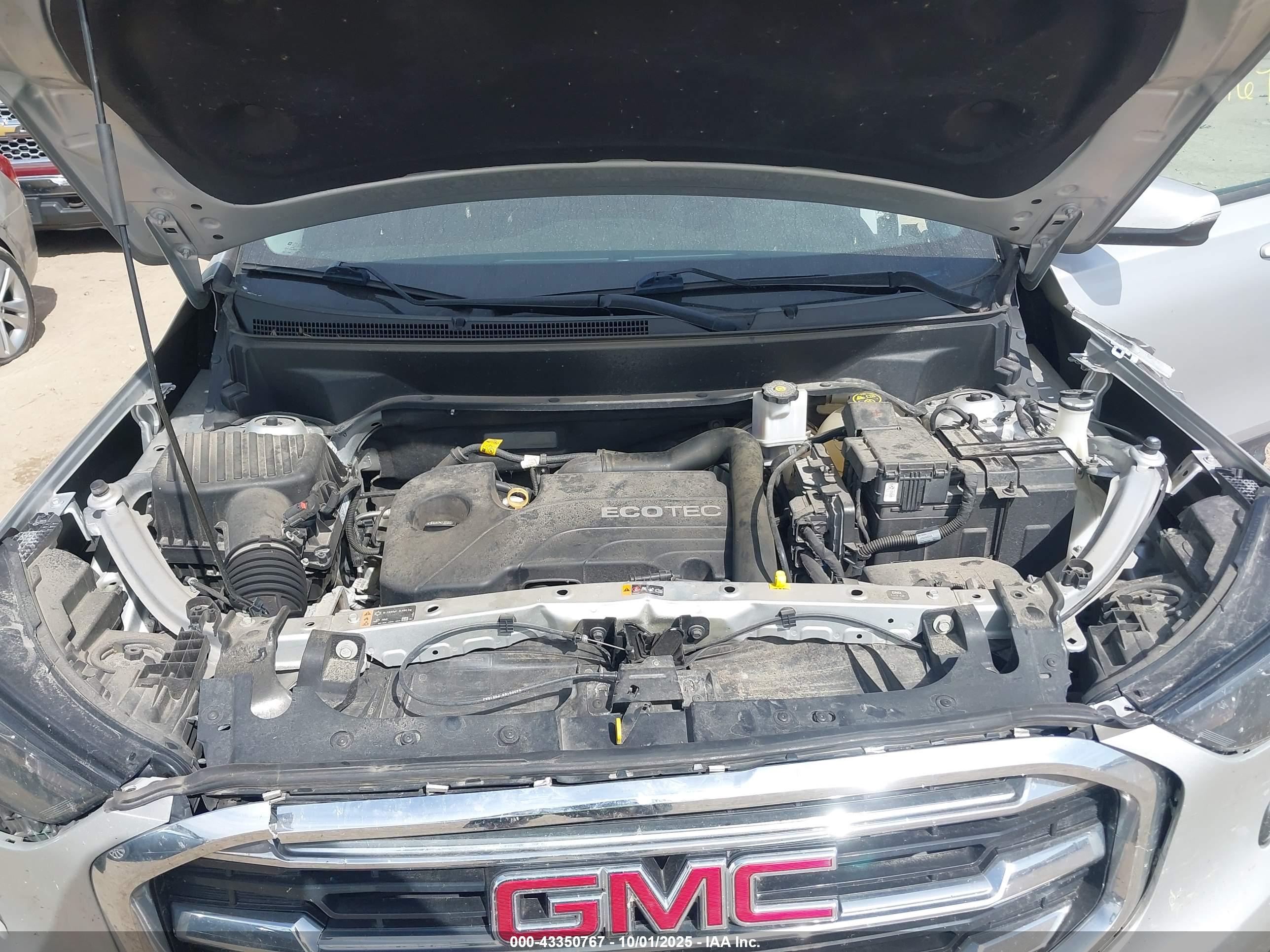 GMC TERRAIN image 10