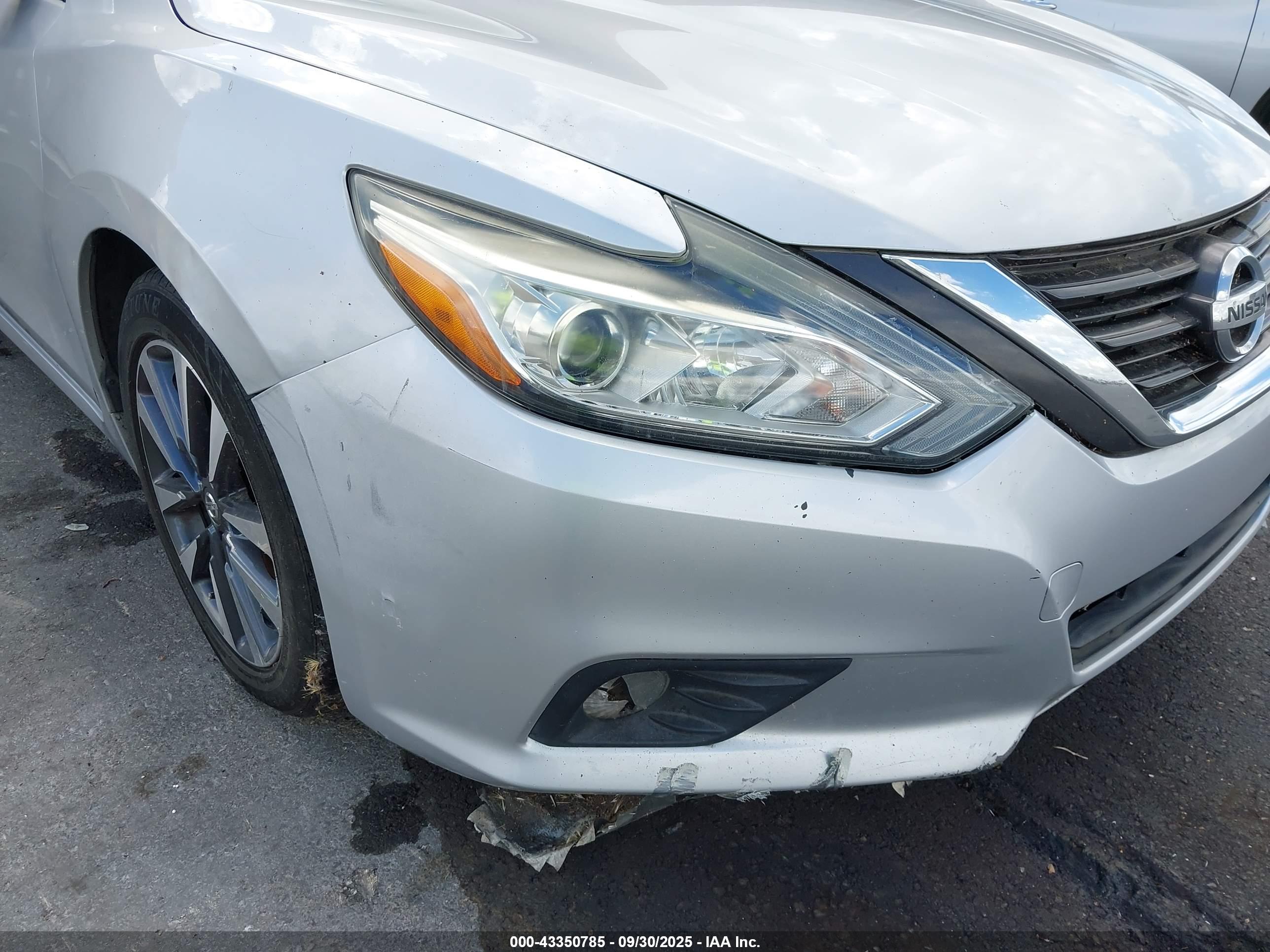 NISSAN ALTIMA image 6