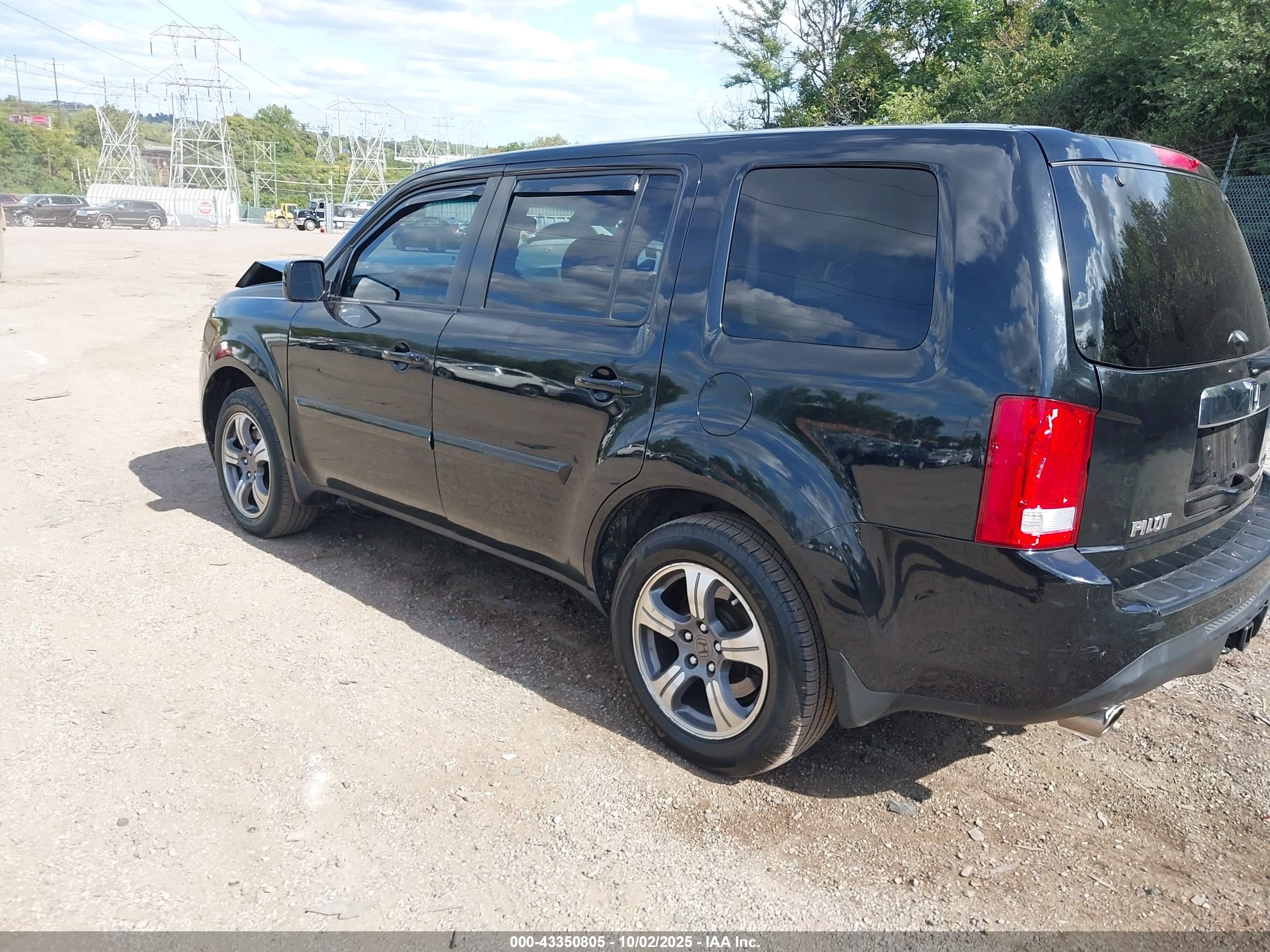 HONDA PILOT image 3