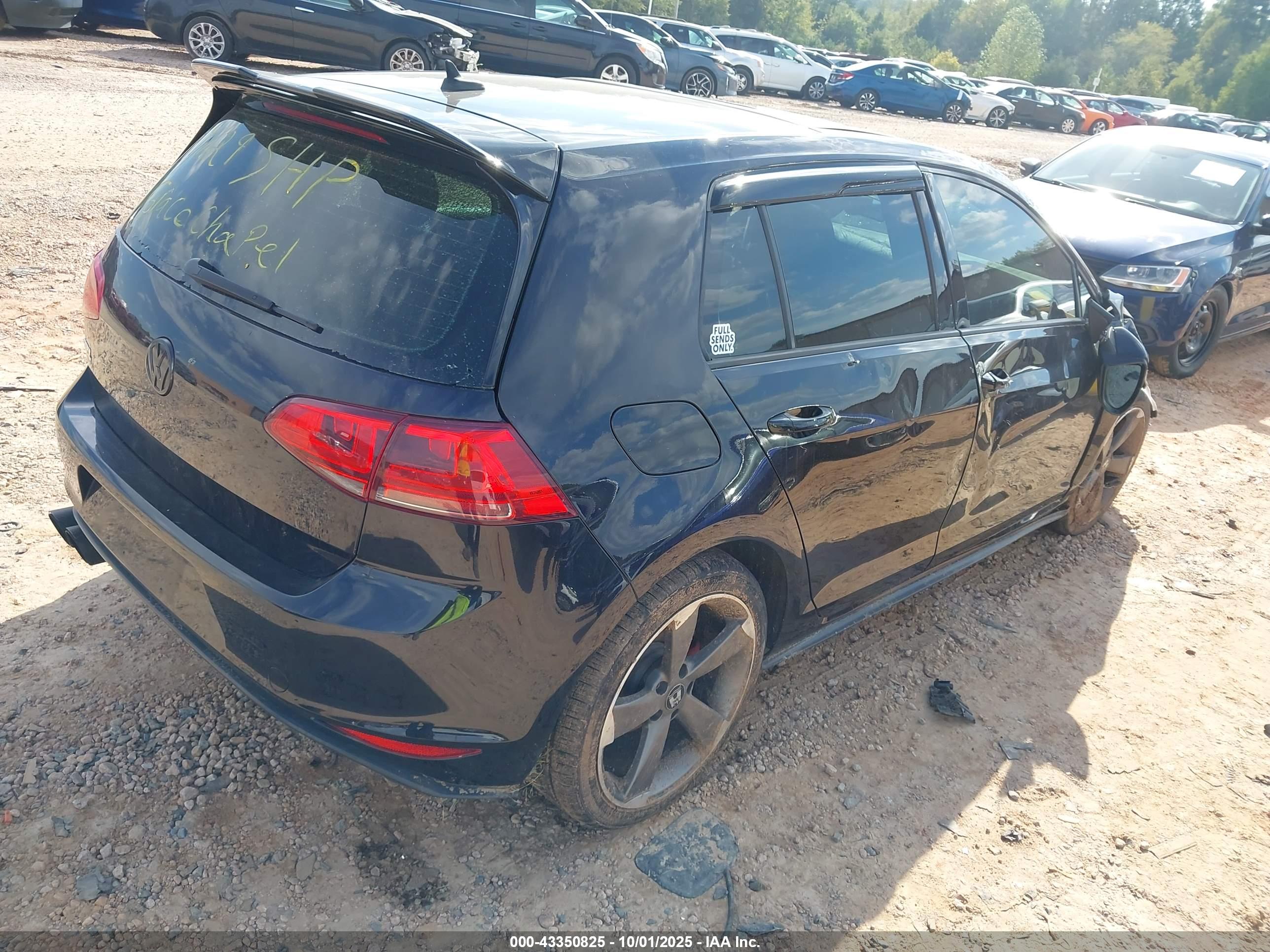 VOLKSWAGEN GOLF image 4