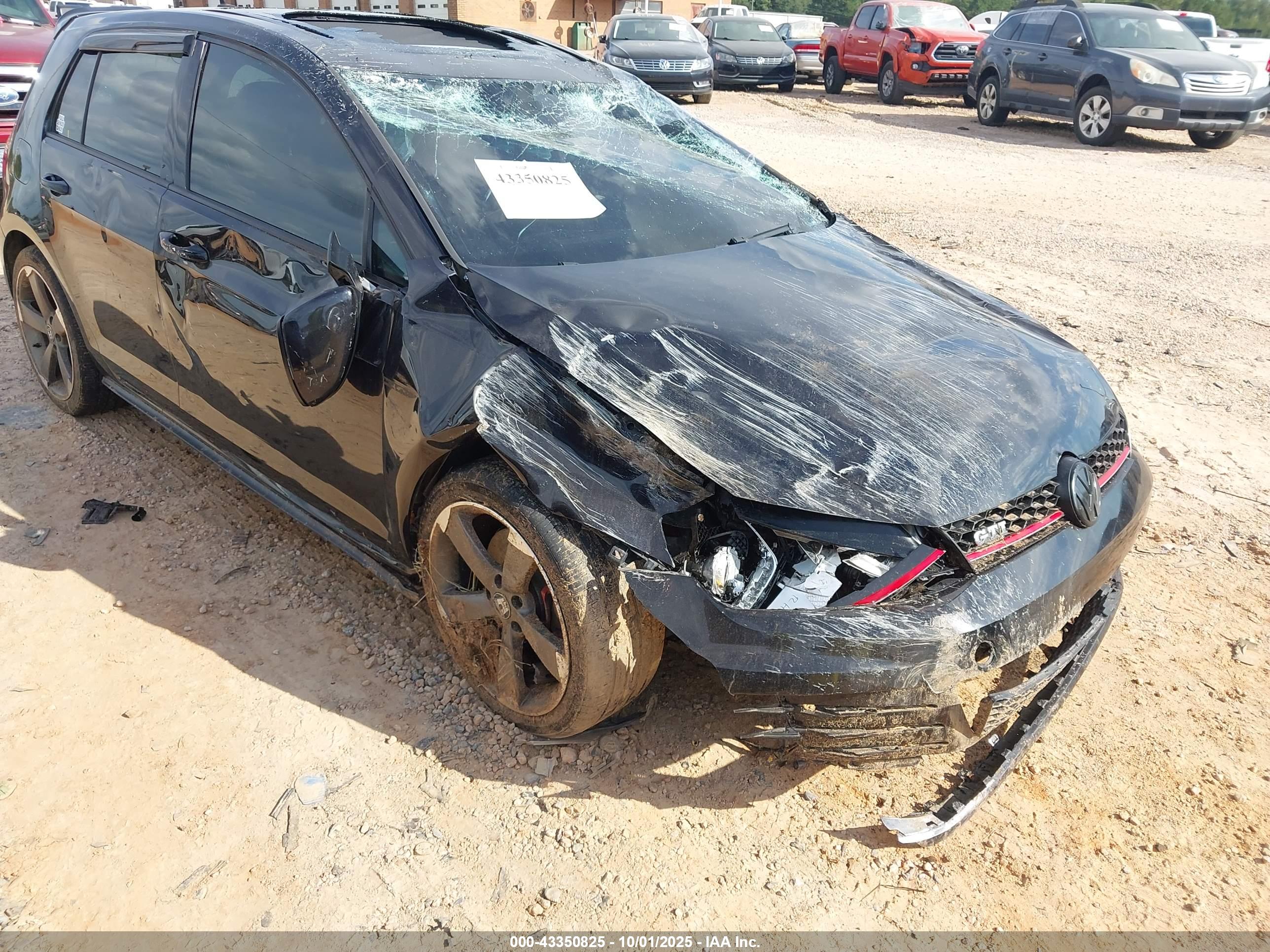 VOLKSWAGEN GOLF image 6