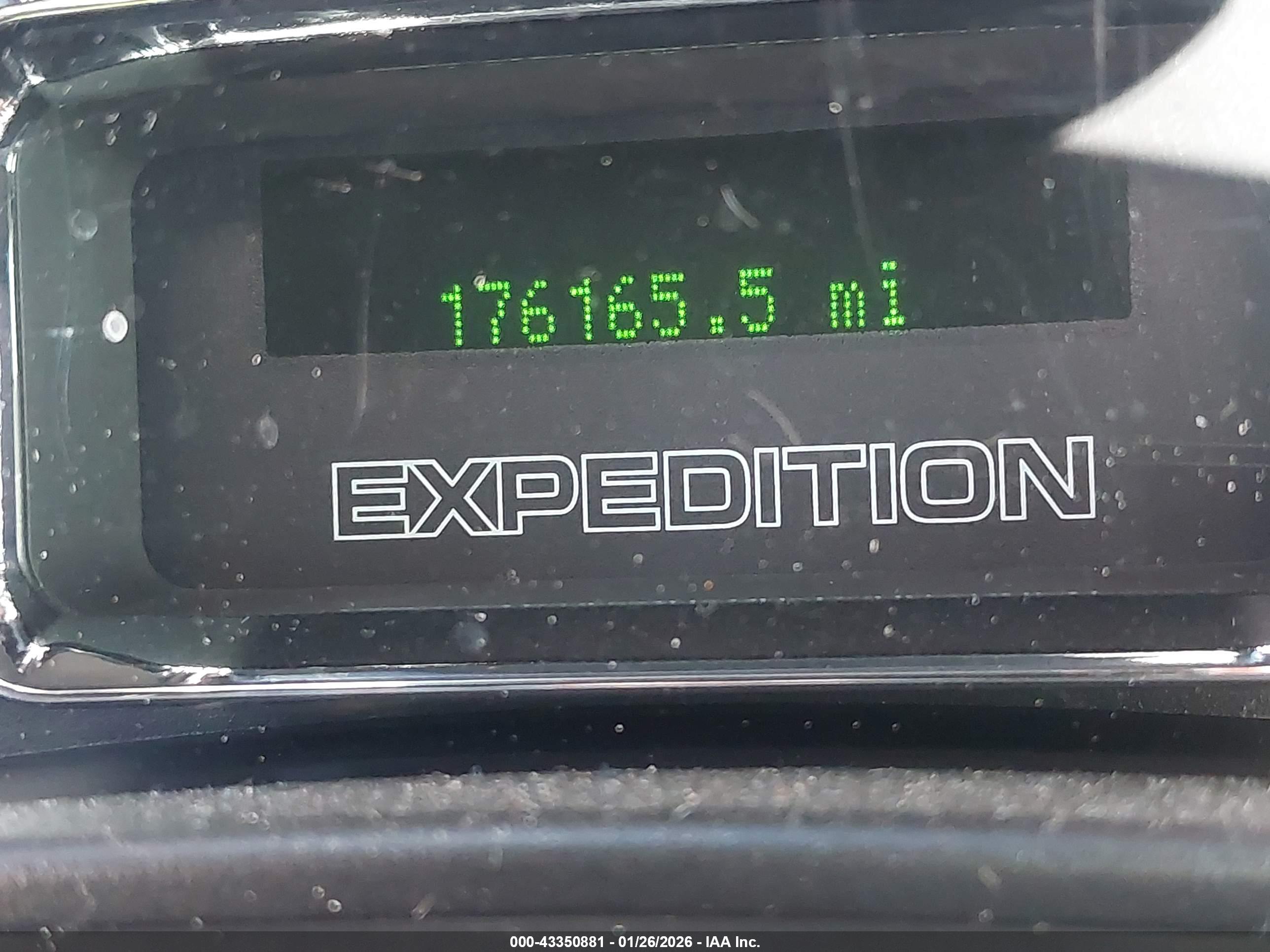 FORD EXPEDITION image 7
