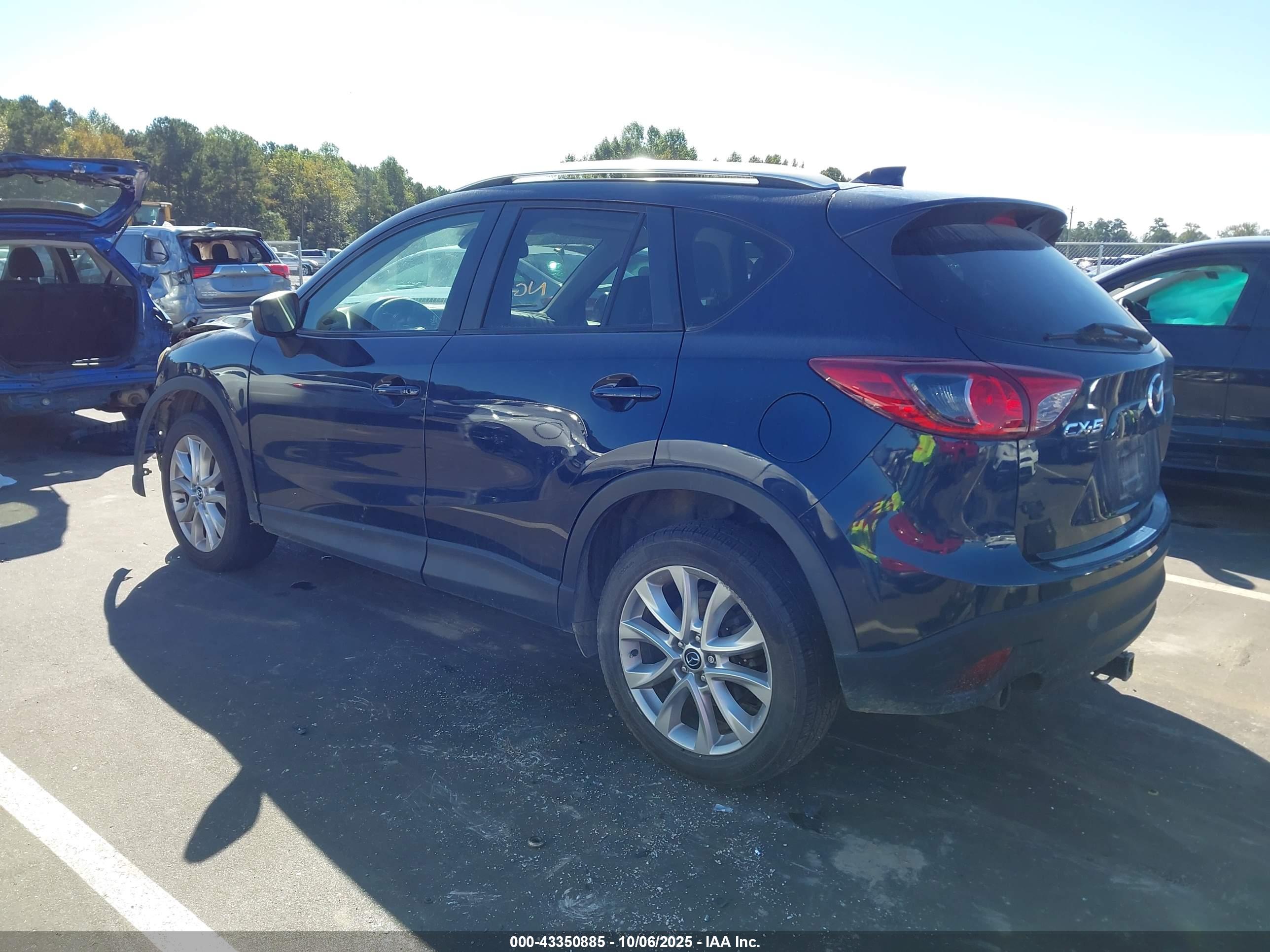 MAZDA CX-5 image 3