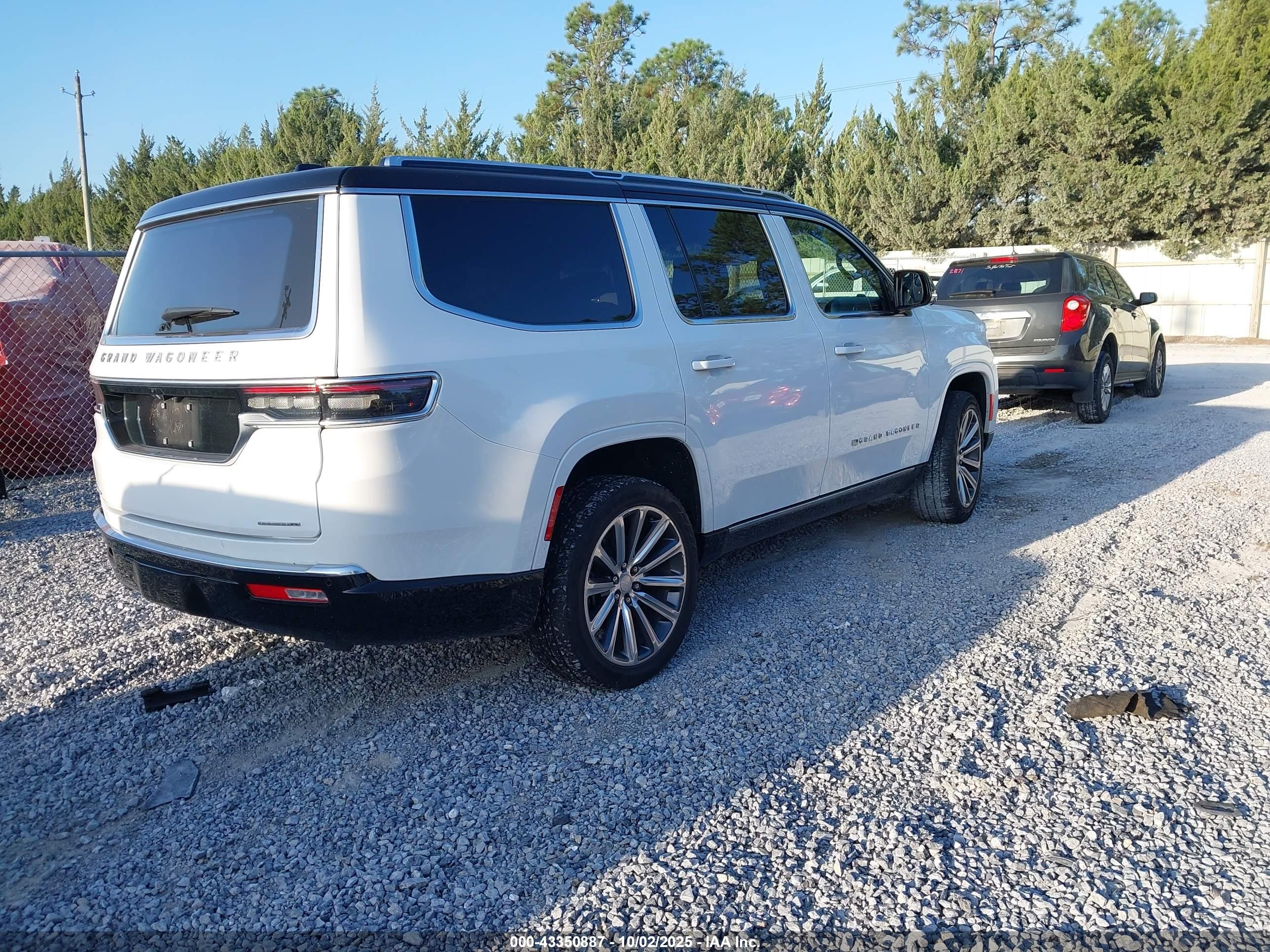 JEEP GRAND image 4