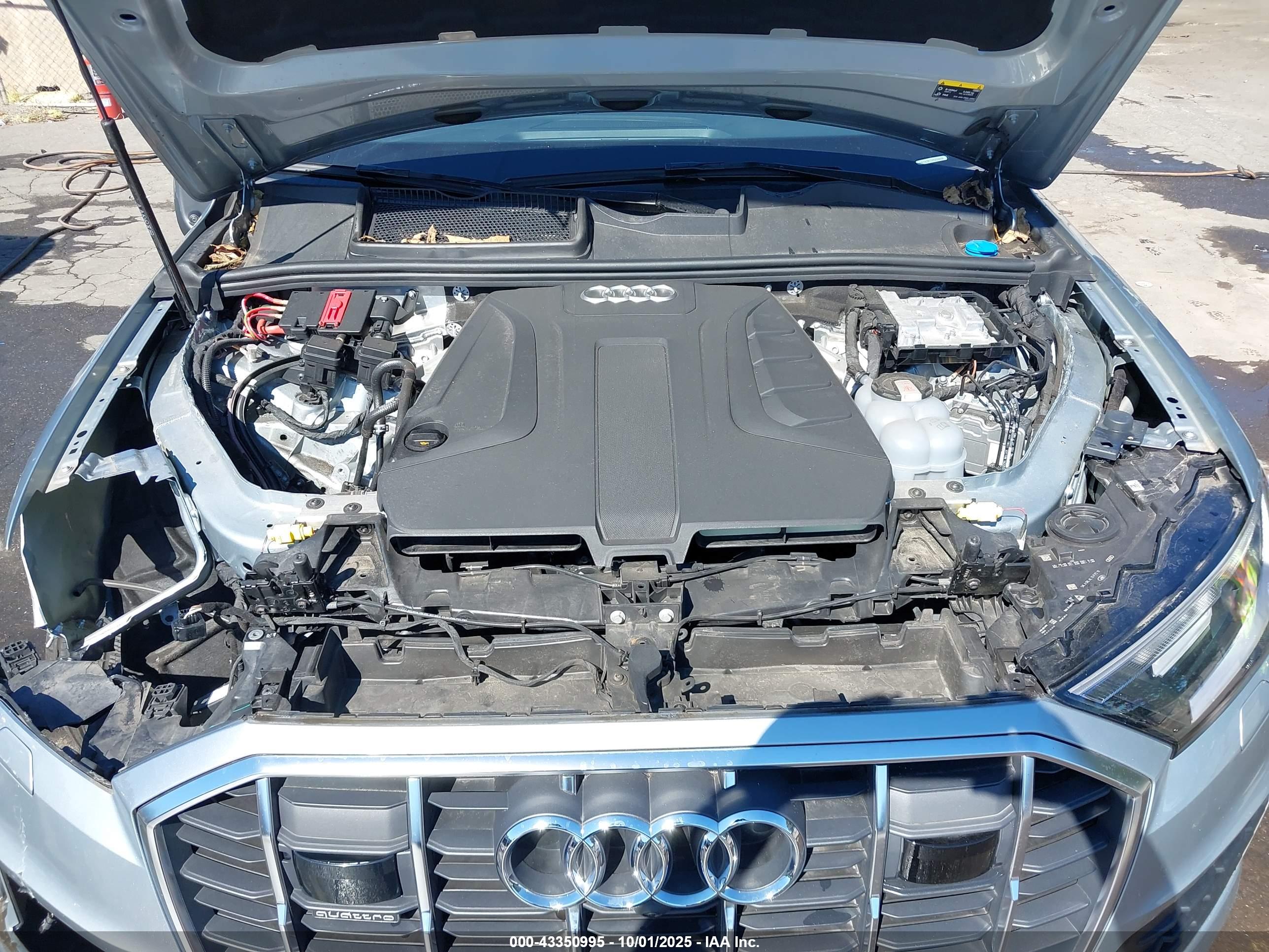 AUDI Q7 image 10