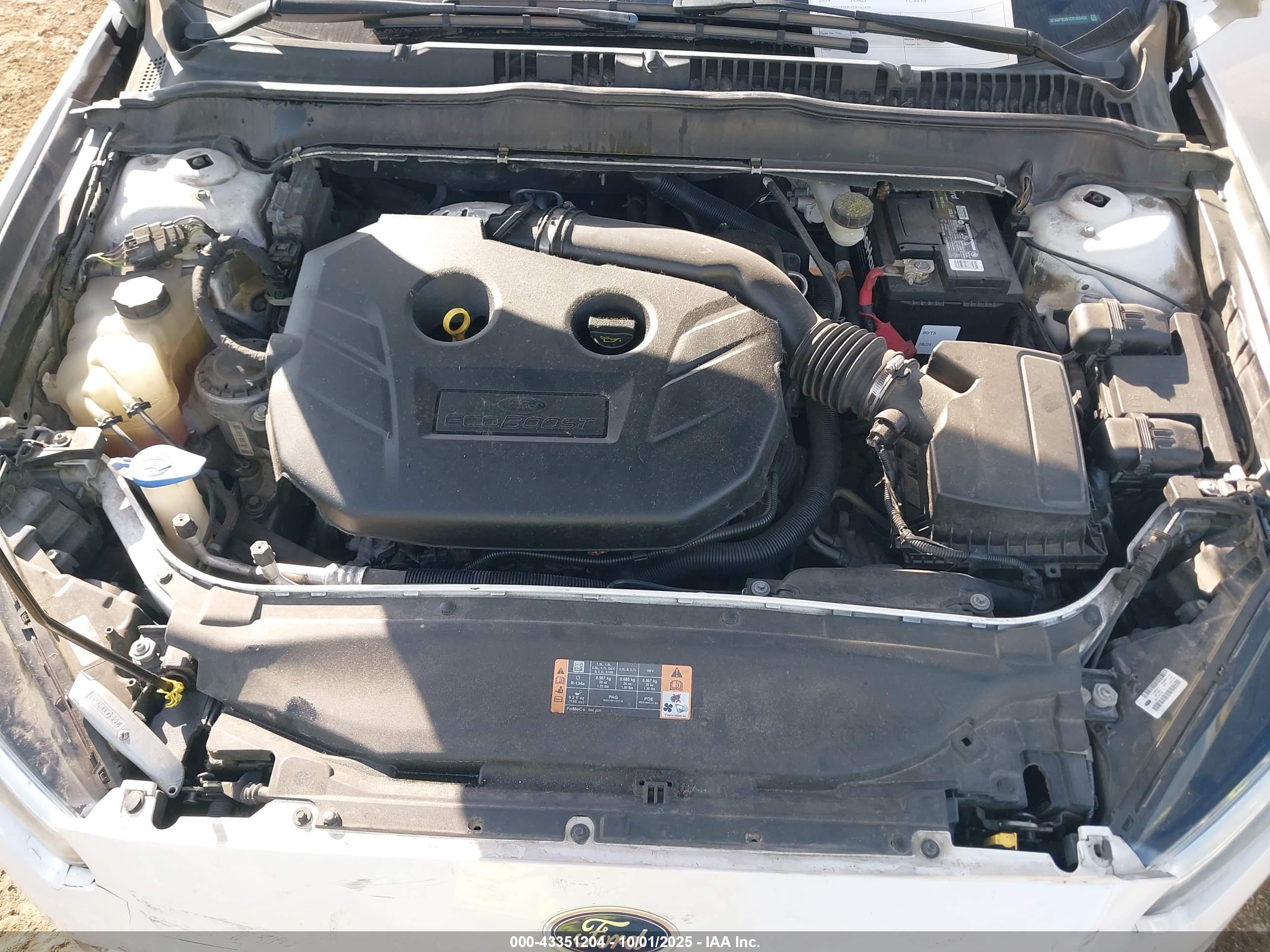 FORD FUSION image 10