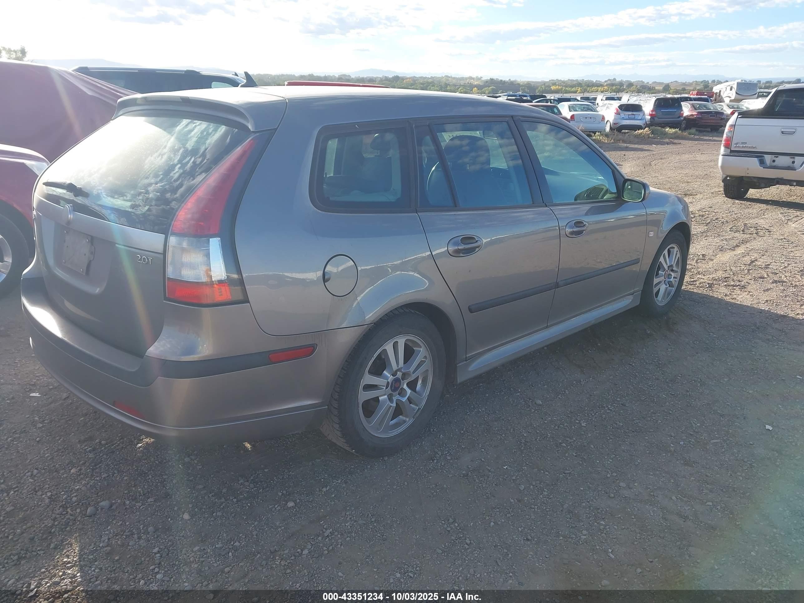 SAAB 9-3 image 4