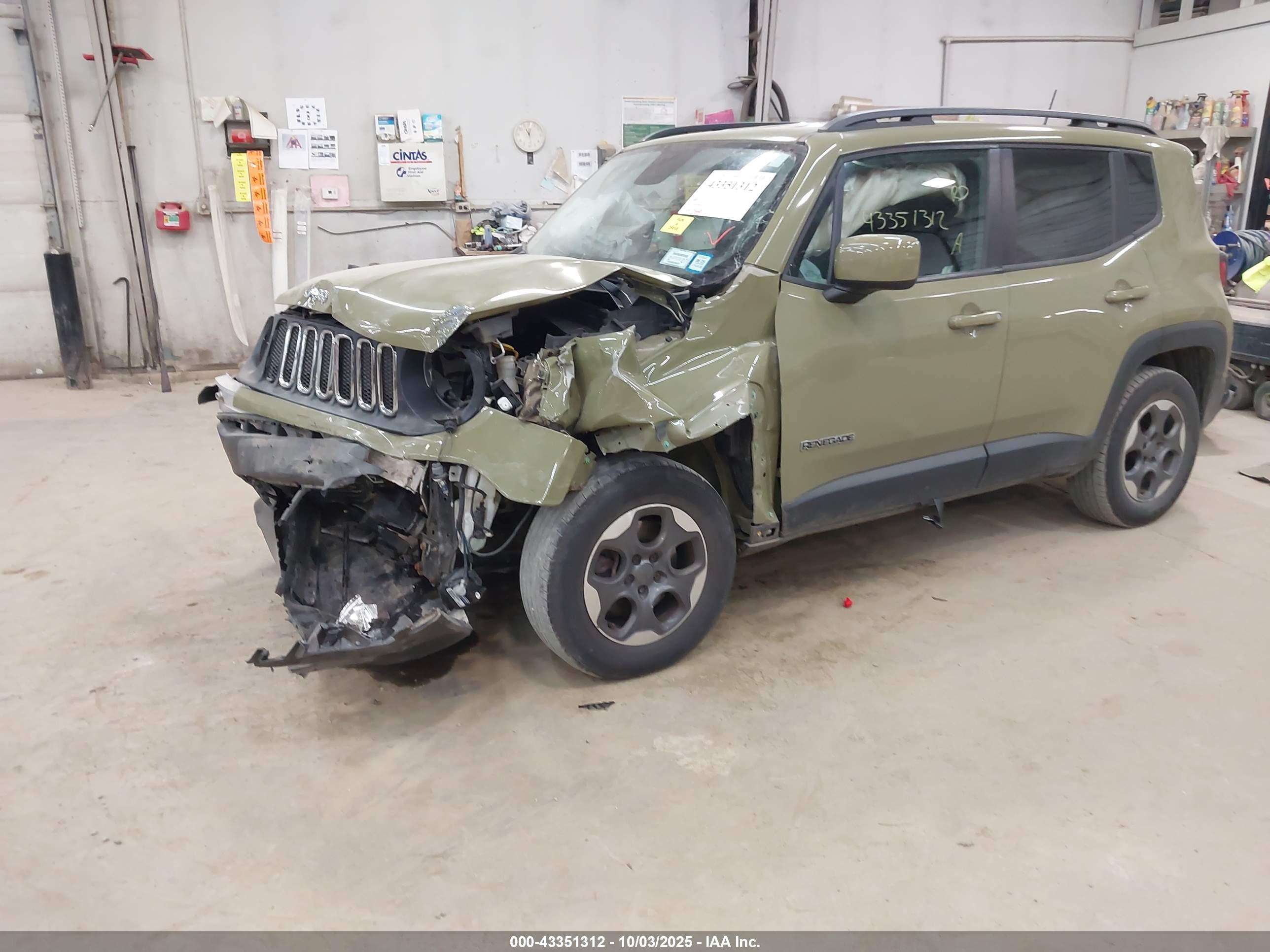 JEEP RENEGADE image 2
