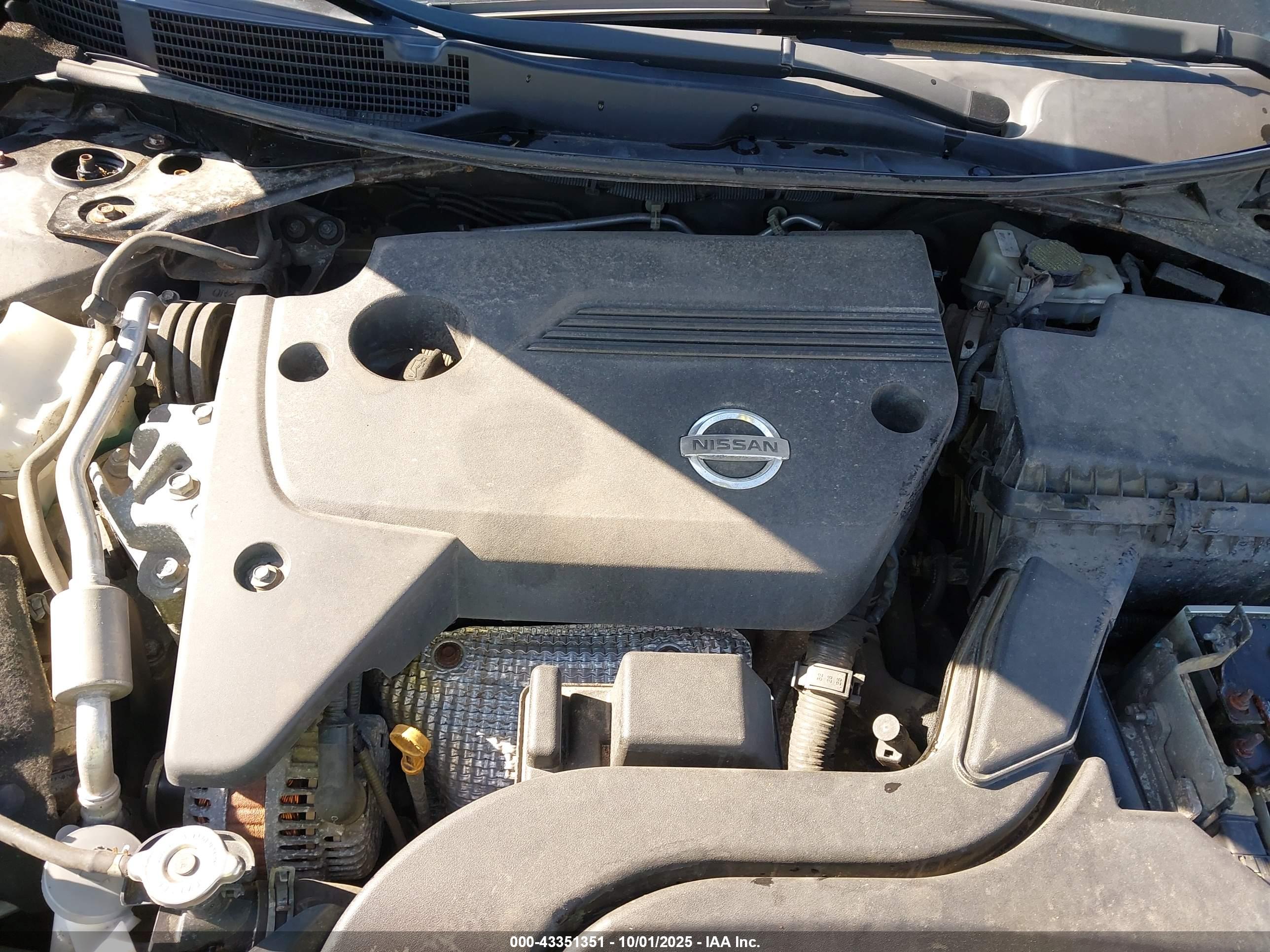 NISSAN ALTIMA image 10