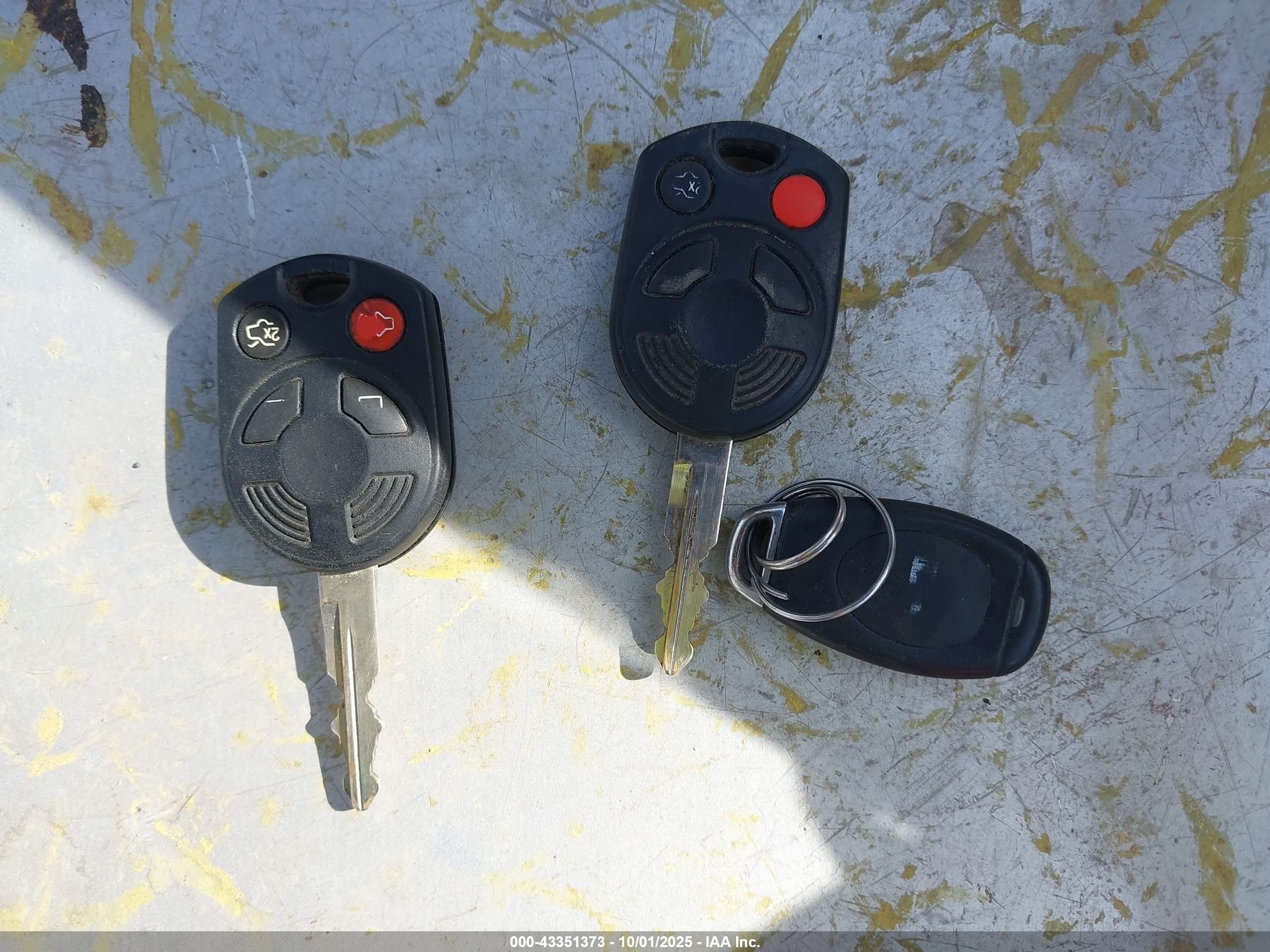 FORD FUSION image 11