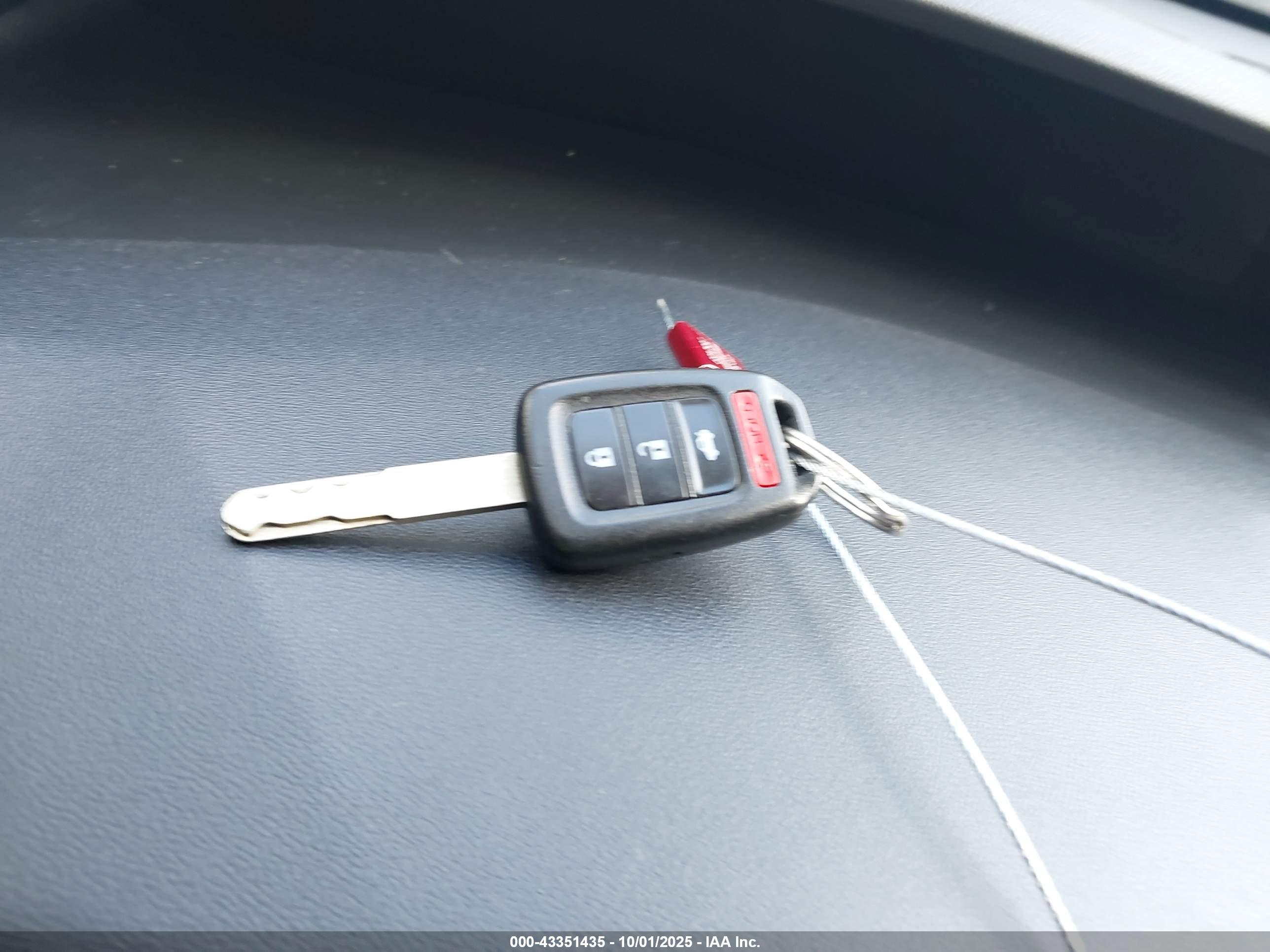 HONDA CIVIC image 11