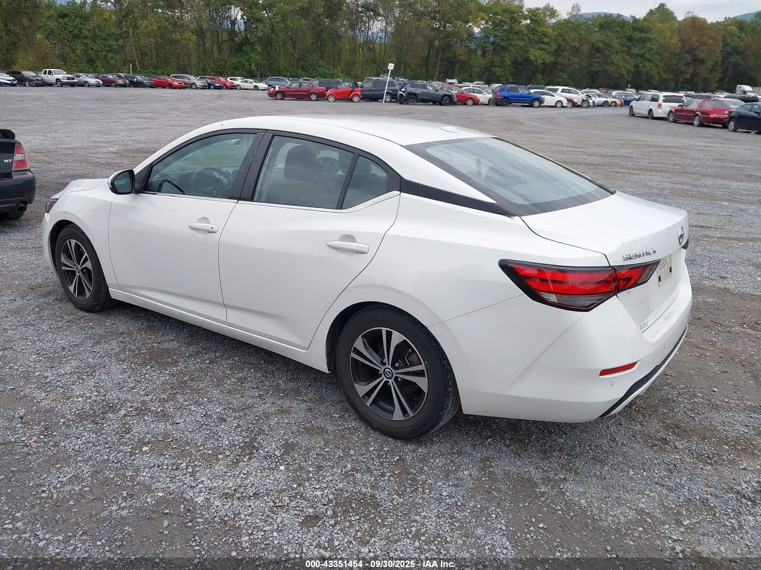 NISSAN SENTRA image 3