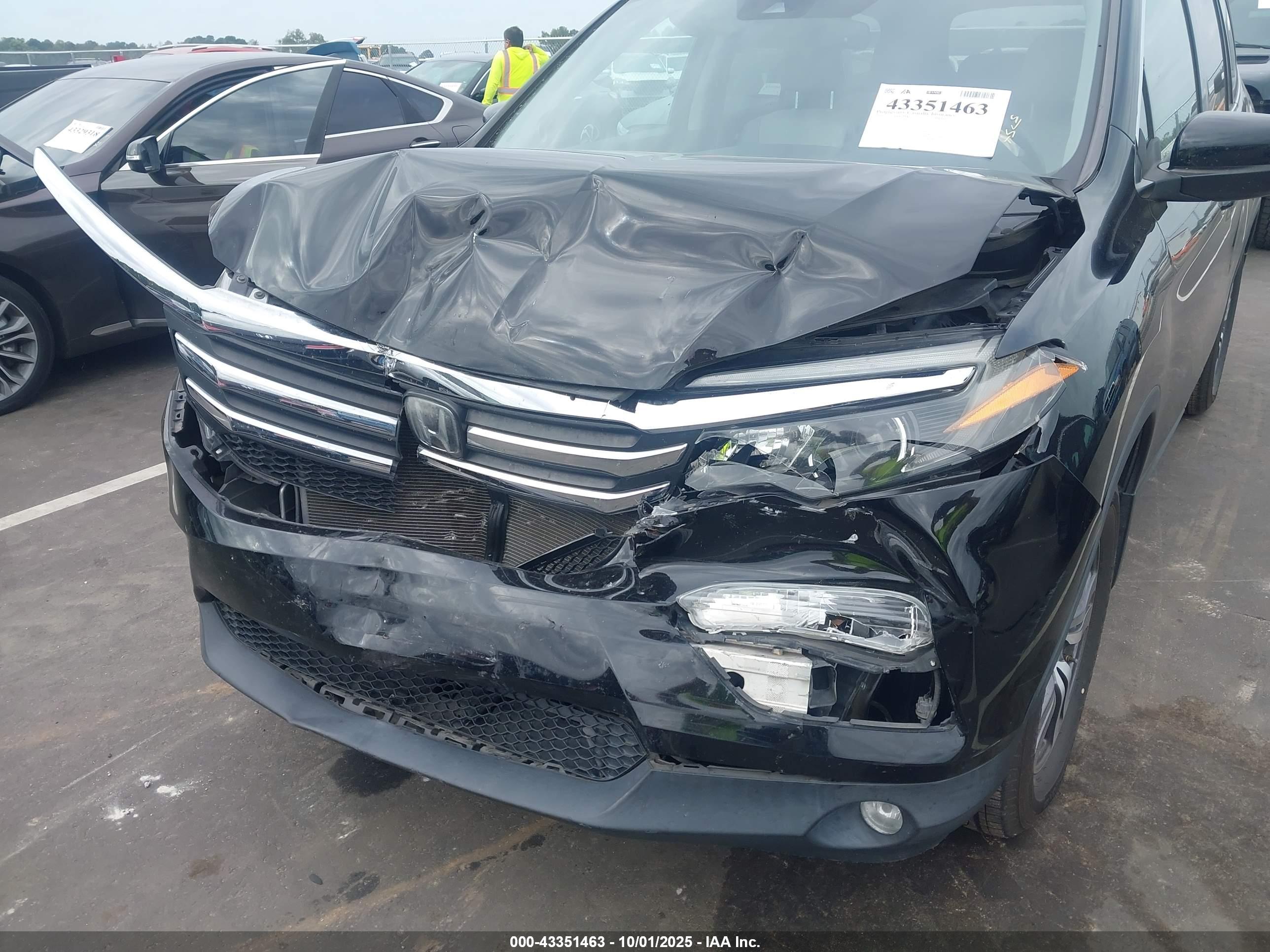 HONDA PILOT image 6