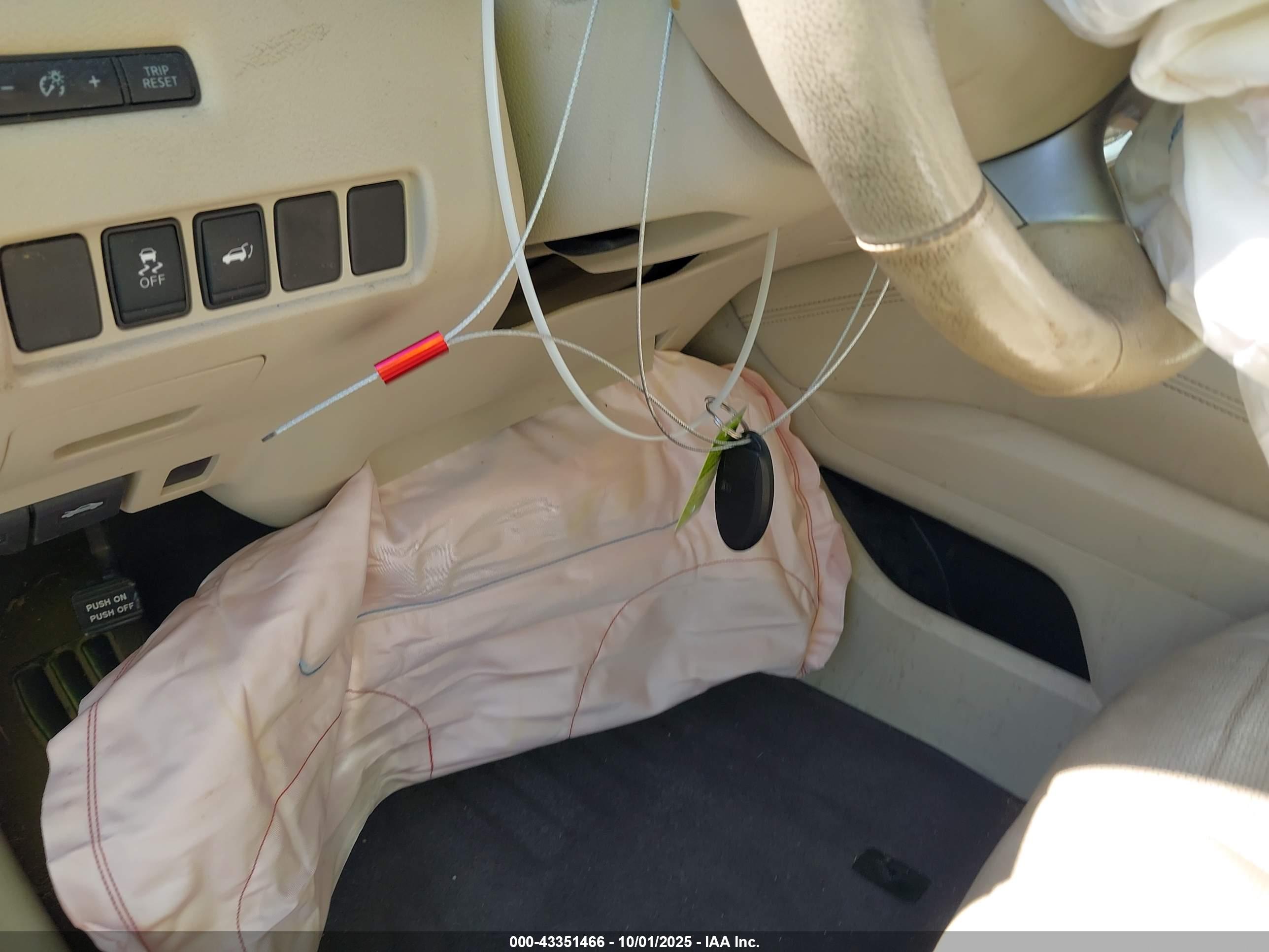 NISSAN MURANO image 11