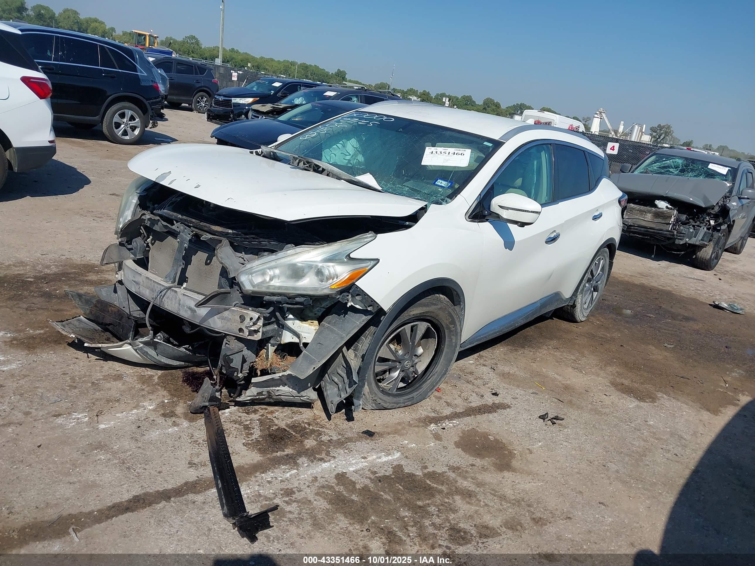 NISSAN MURANO image 2