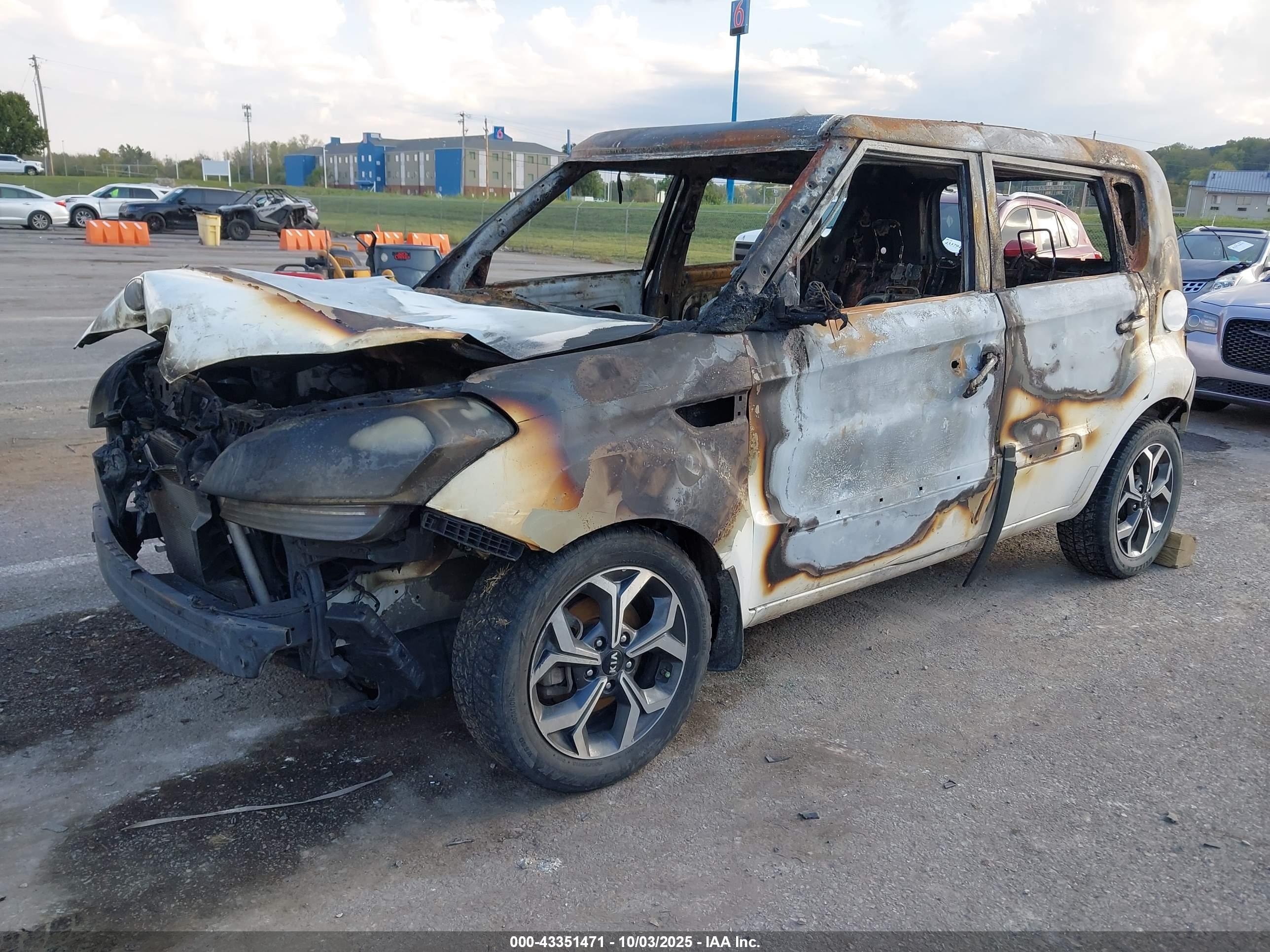 KIA SOUL image 2