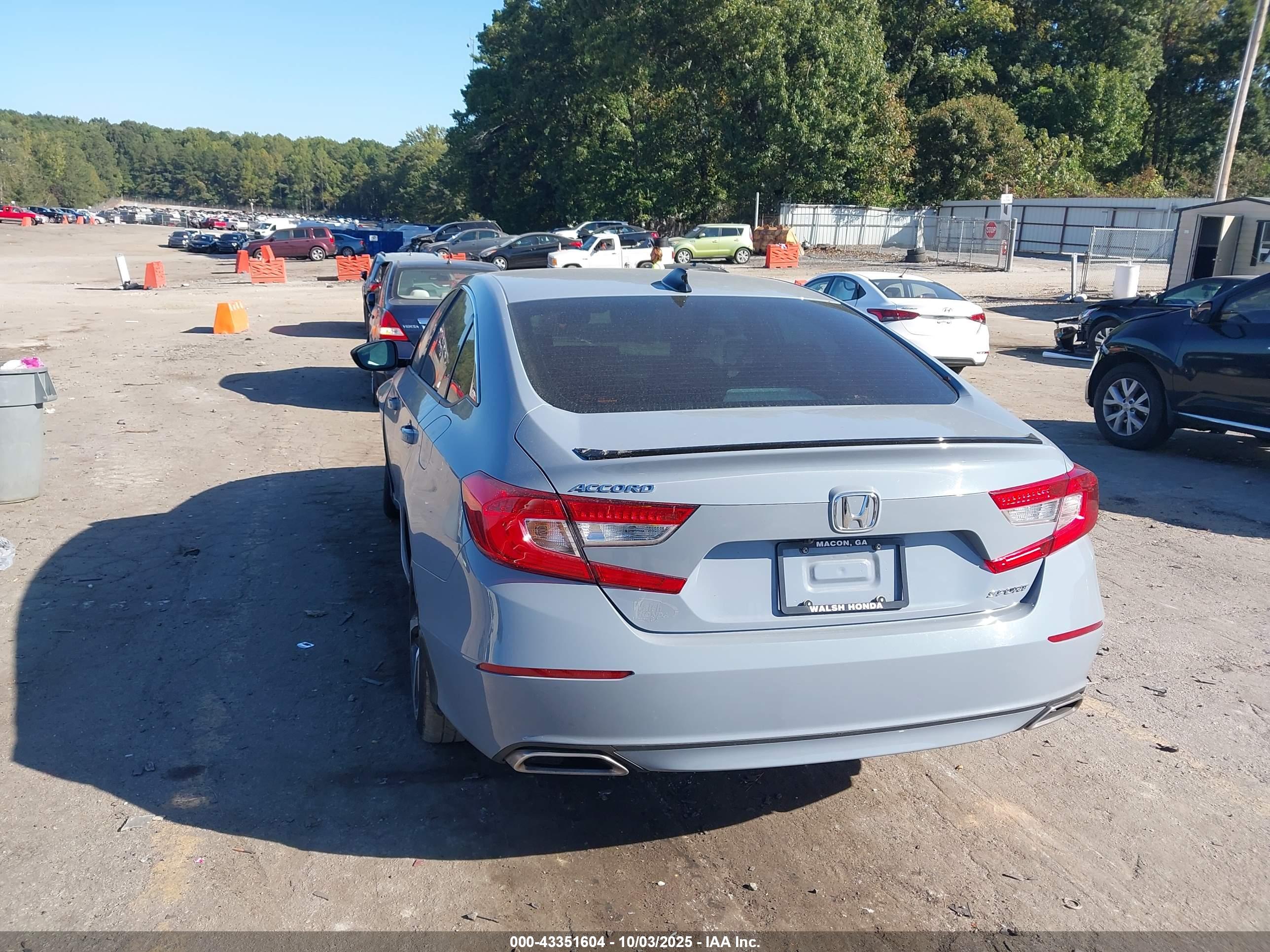 HONDA ACCORD image 3