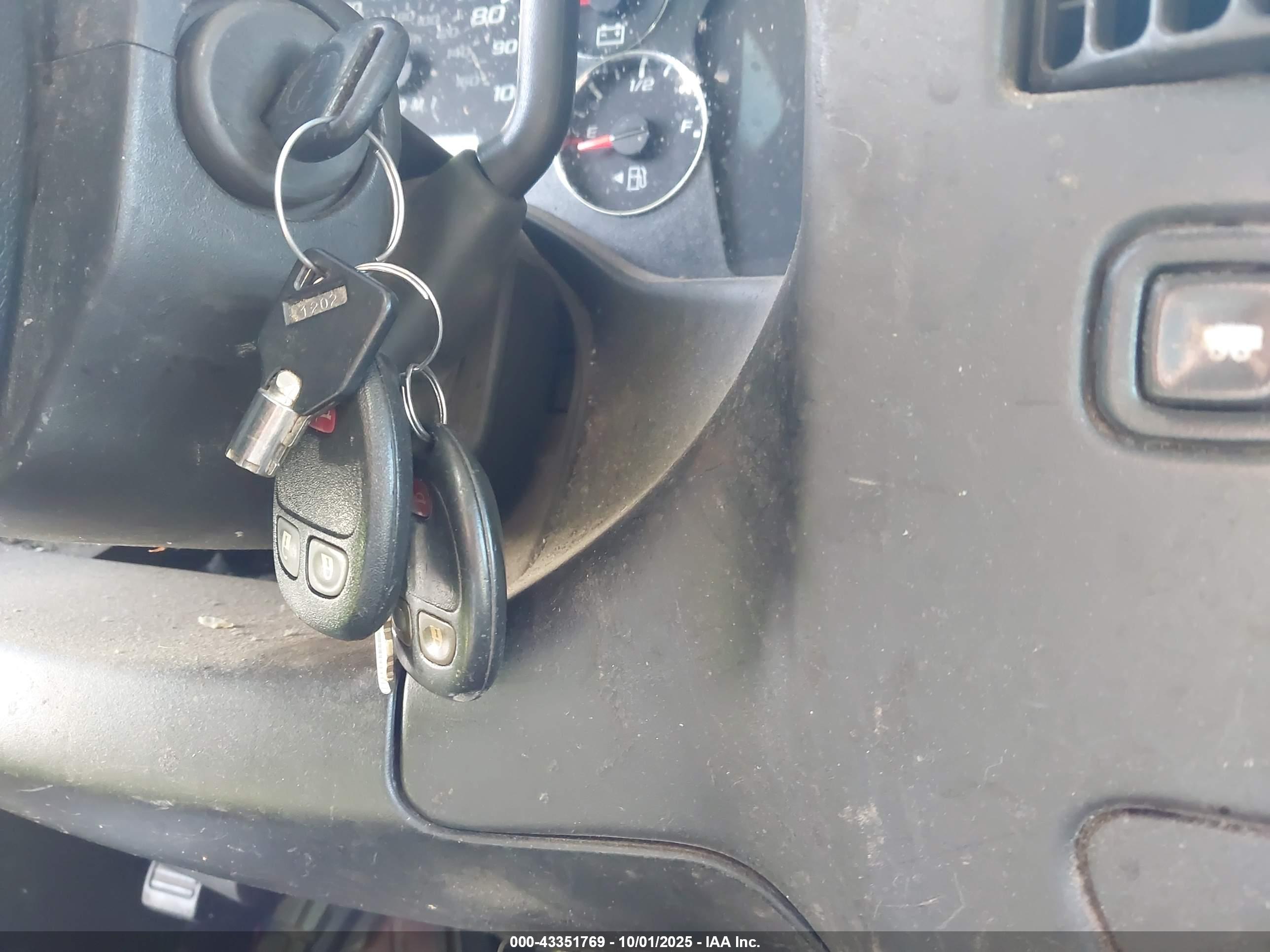 GMC SAVANA image 11