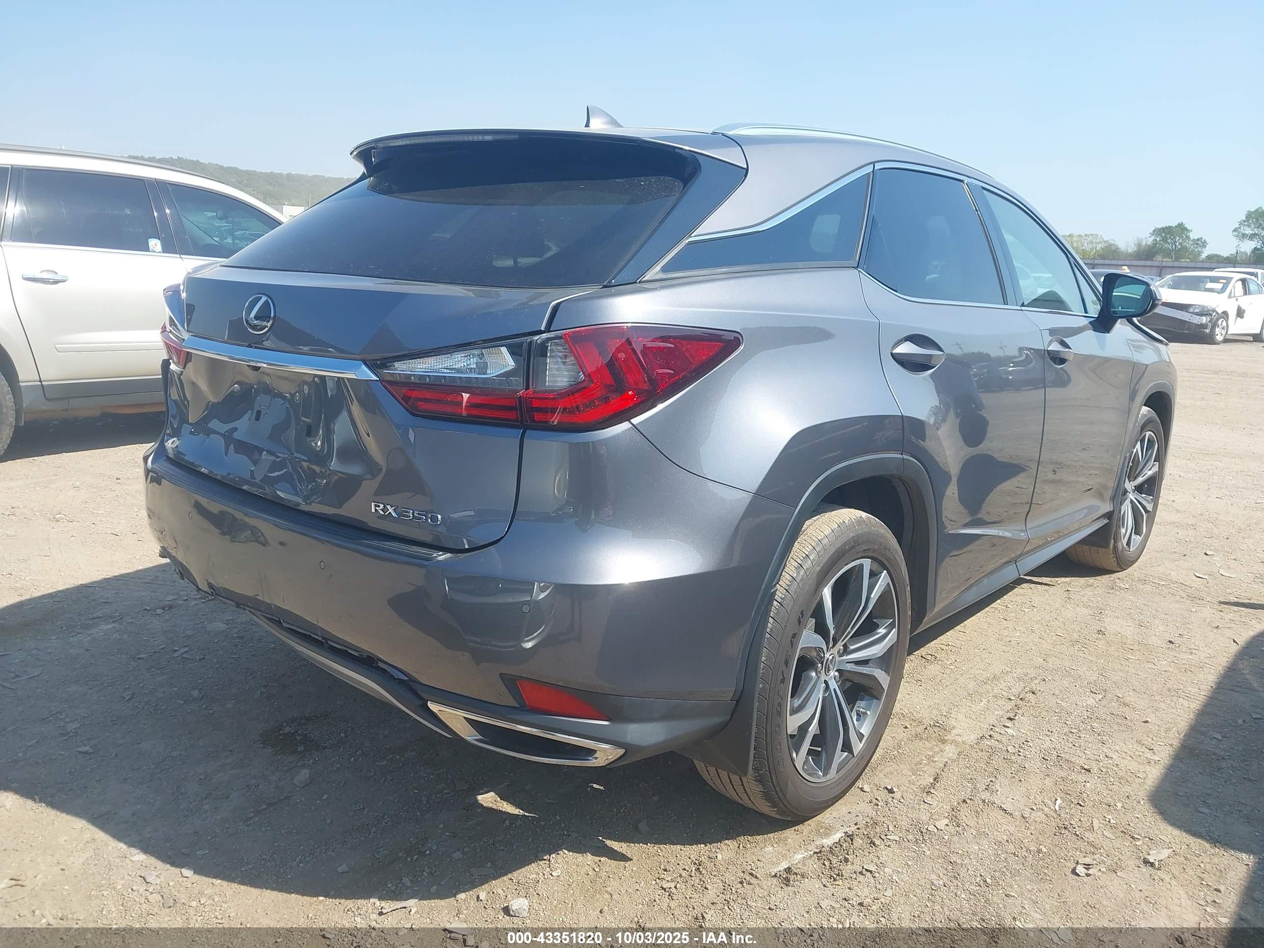 LEXUS RX image 4