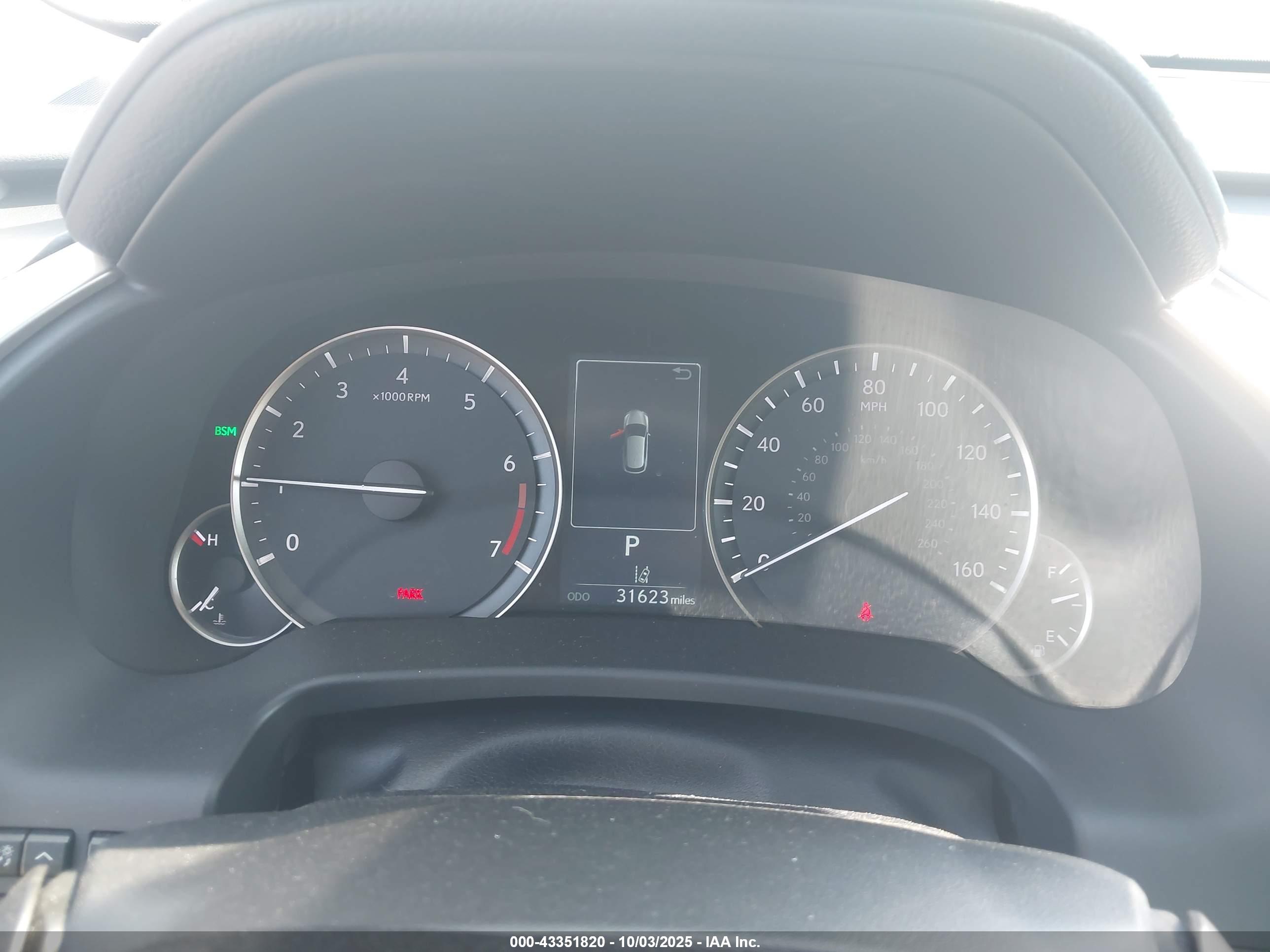 LEXUS RX image 7