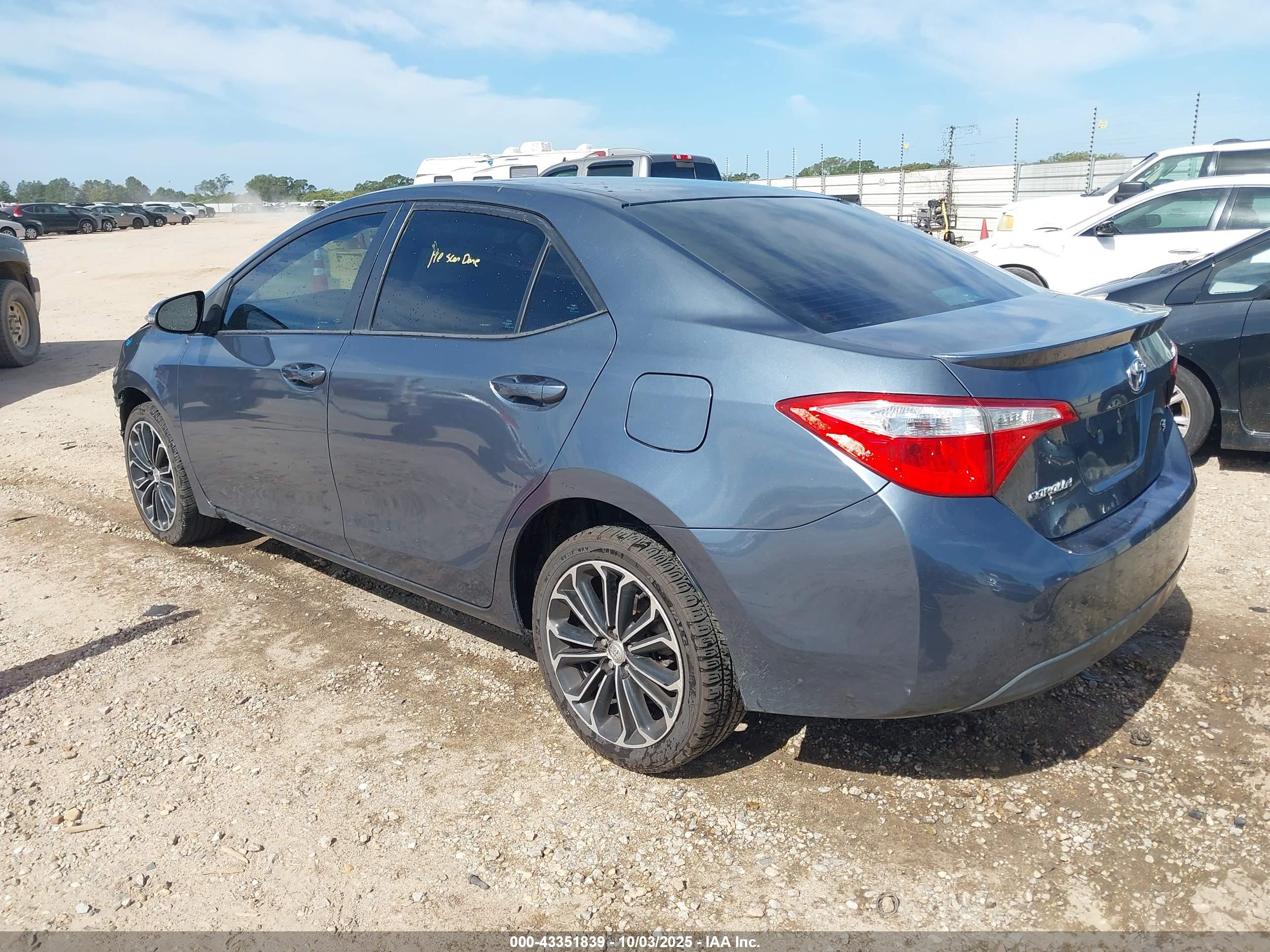 TOYOTA COROLLA image 3