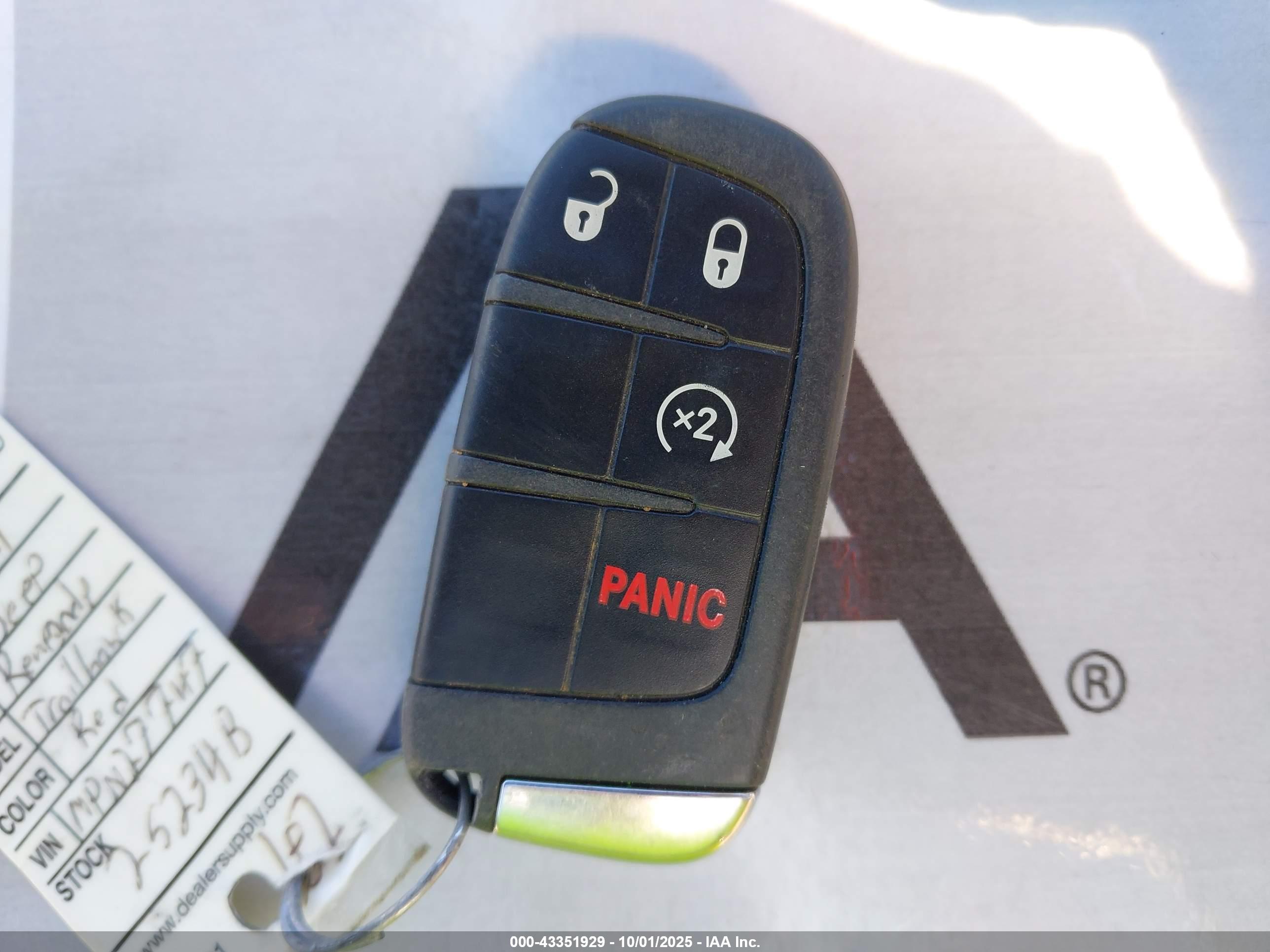 JEEP RENEGADE image 11