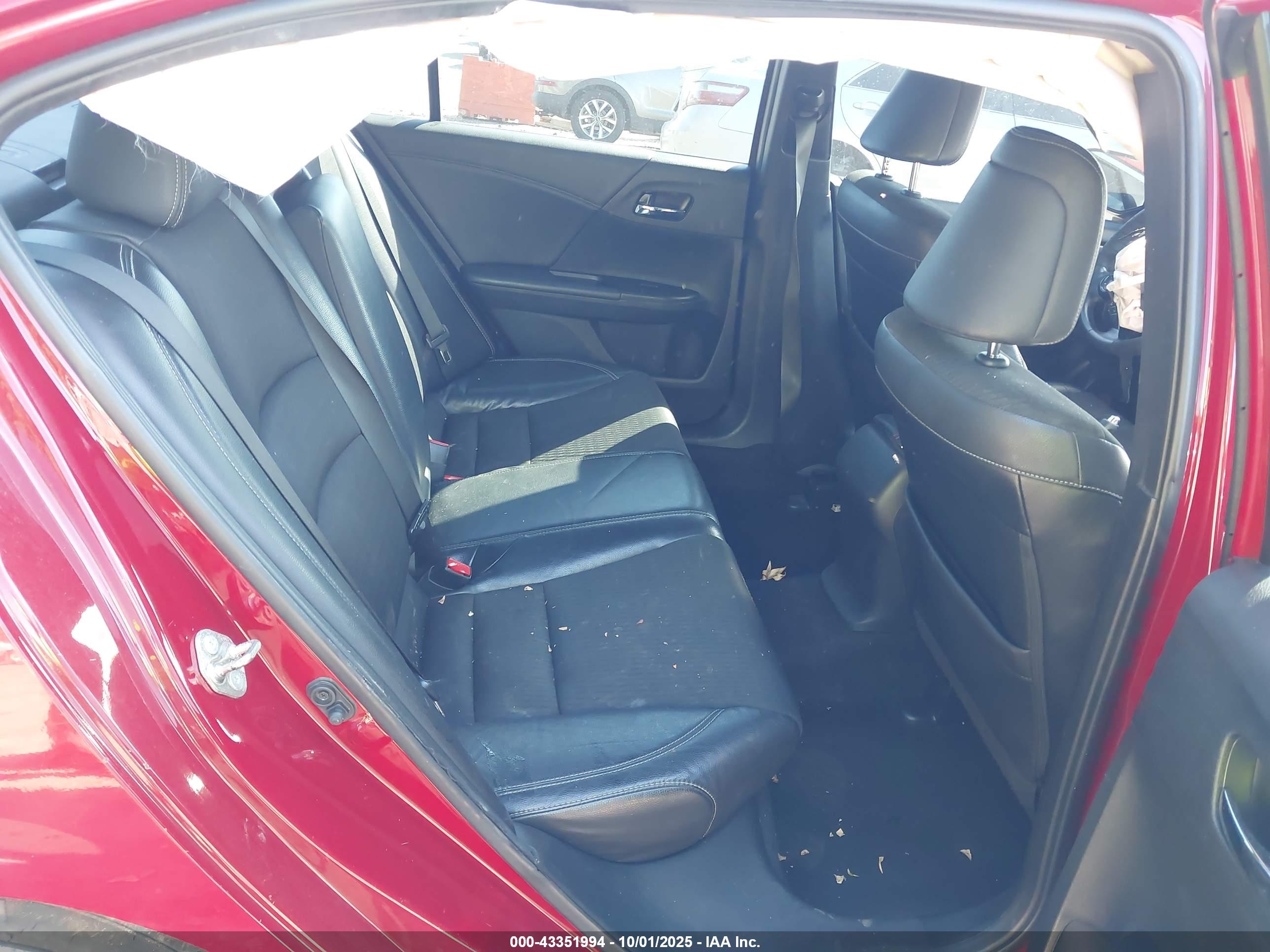 HONDA ACCORD image 8