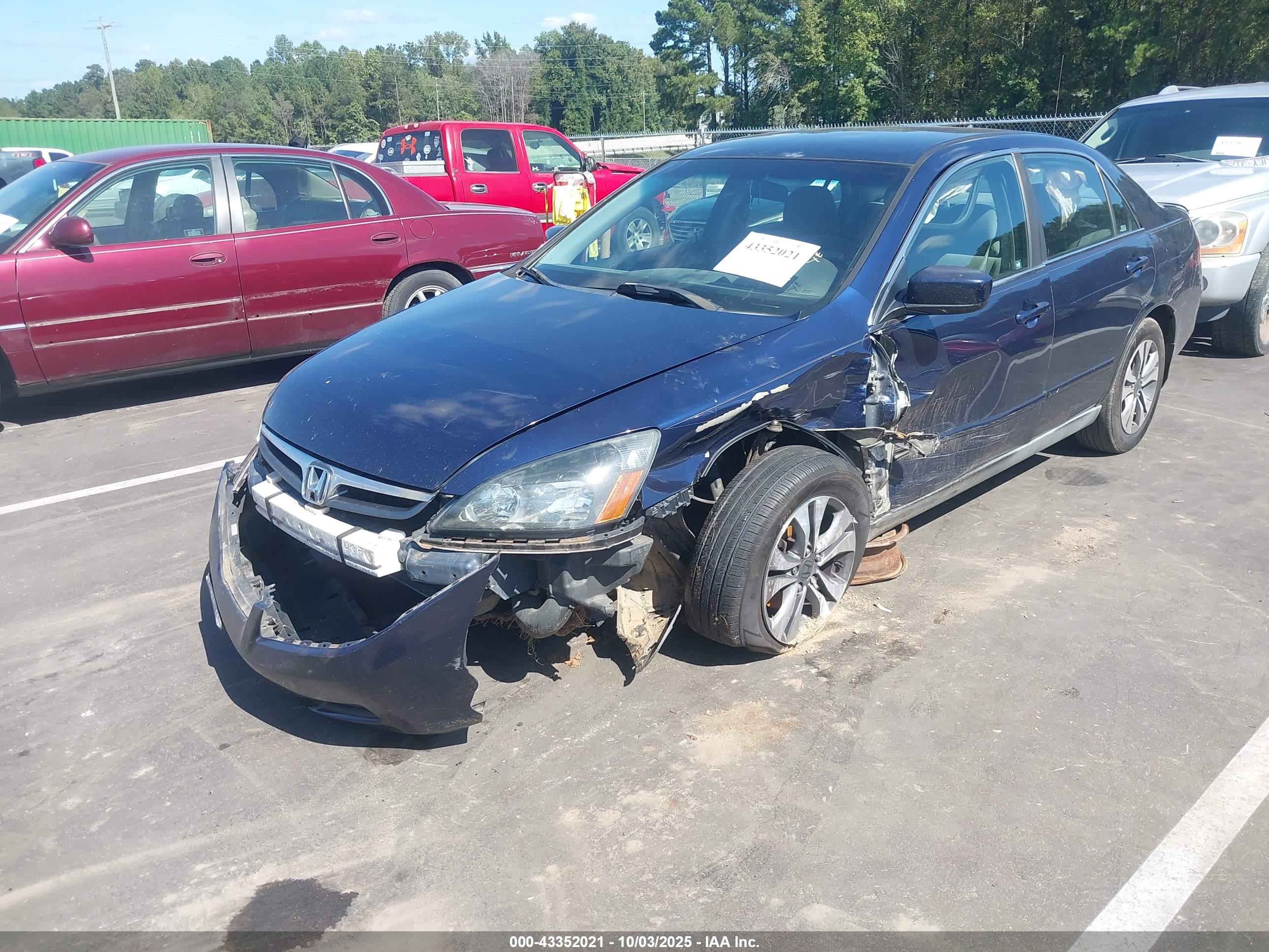 HONDA ACCORD image 2