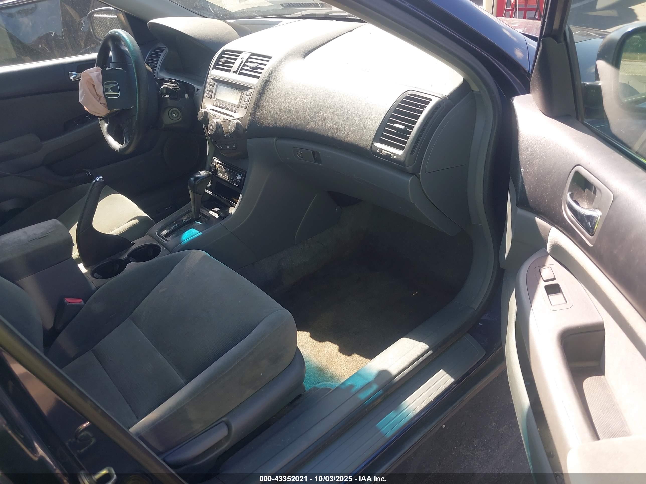 HONDA ACCORD image 5