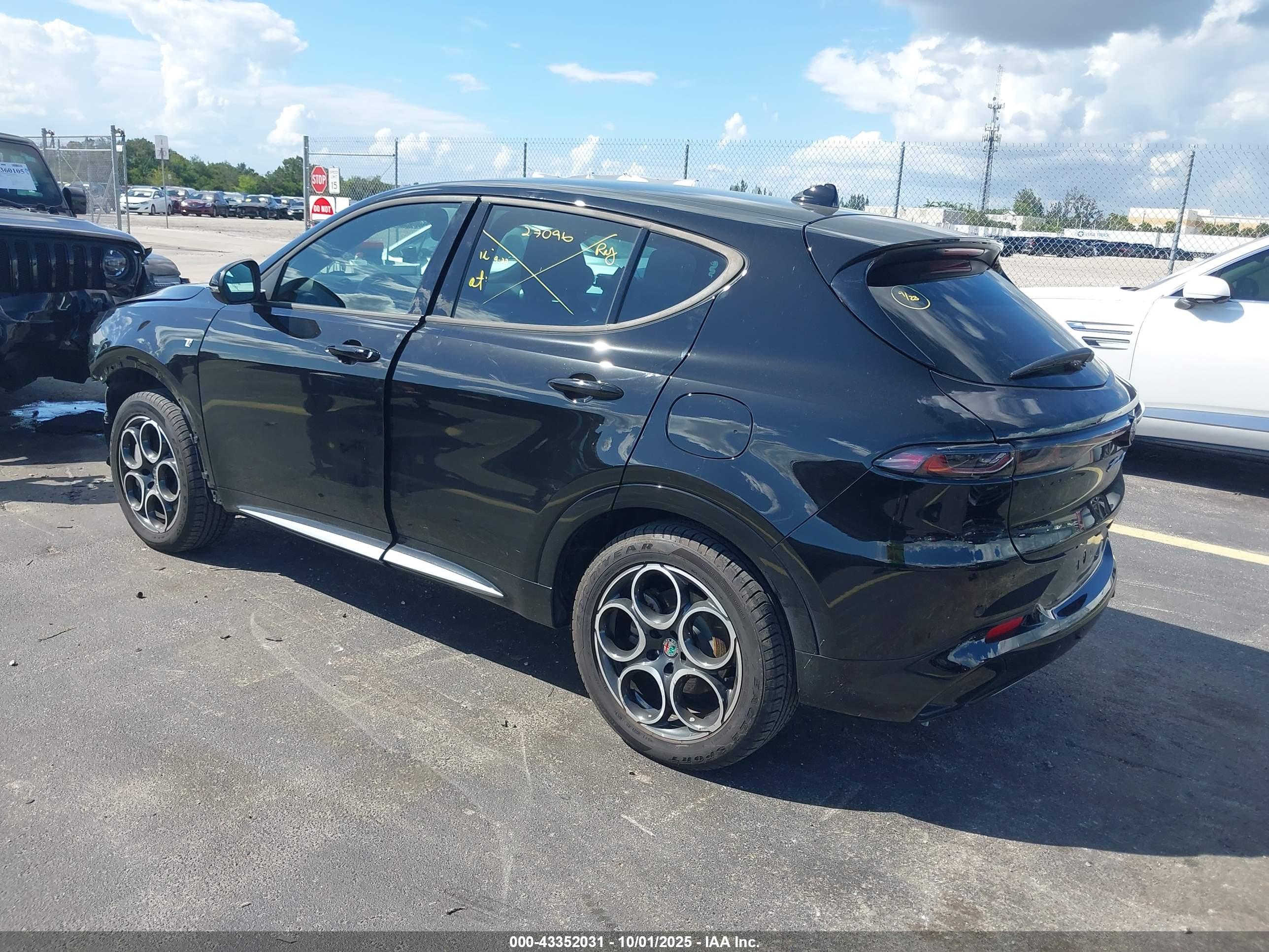 ALFA ROMEO image 3