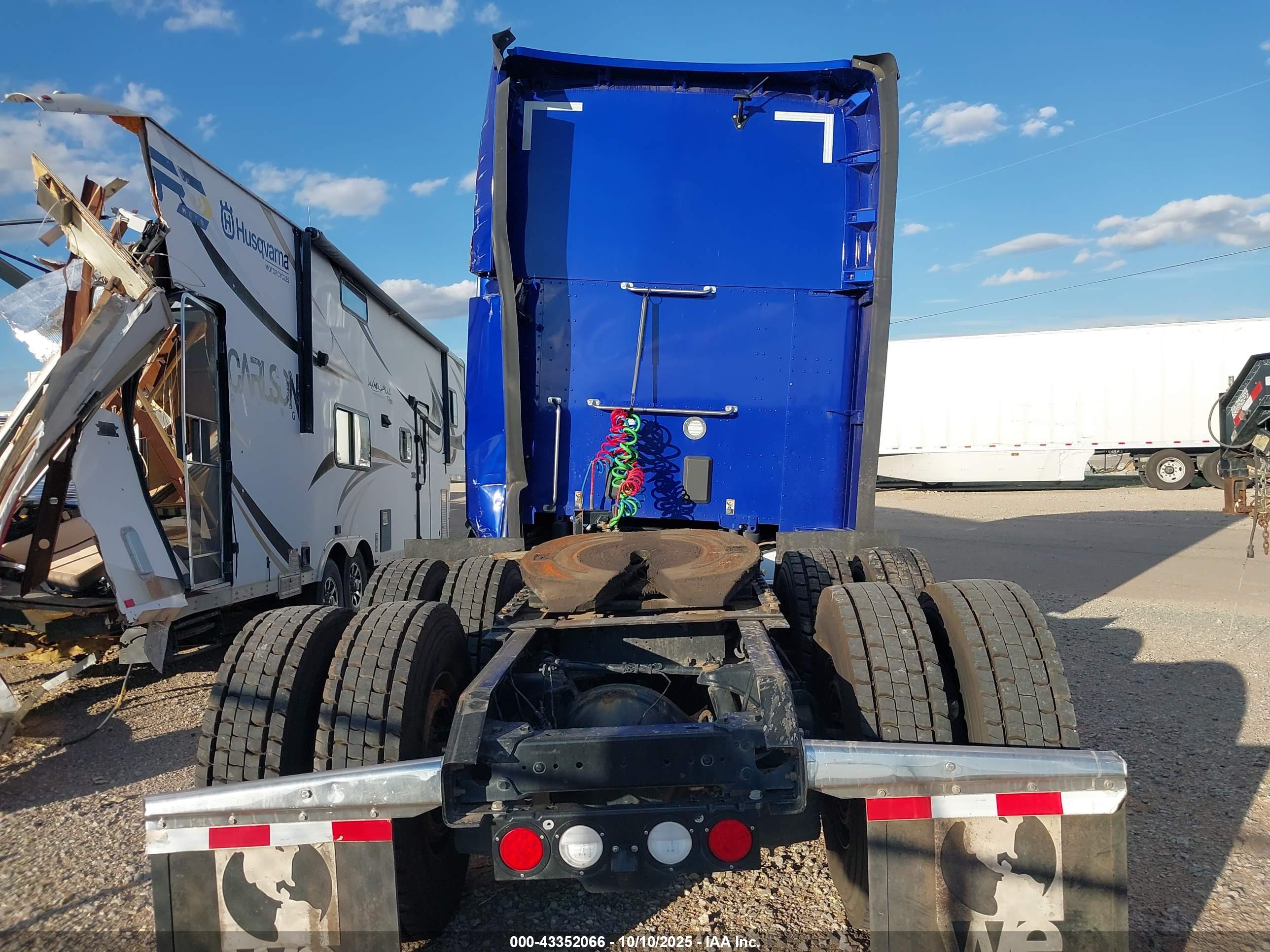 KENWORTH T680 image 8
