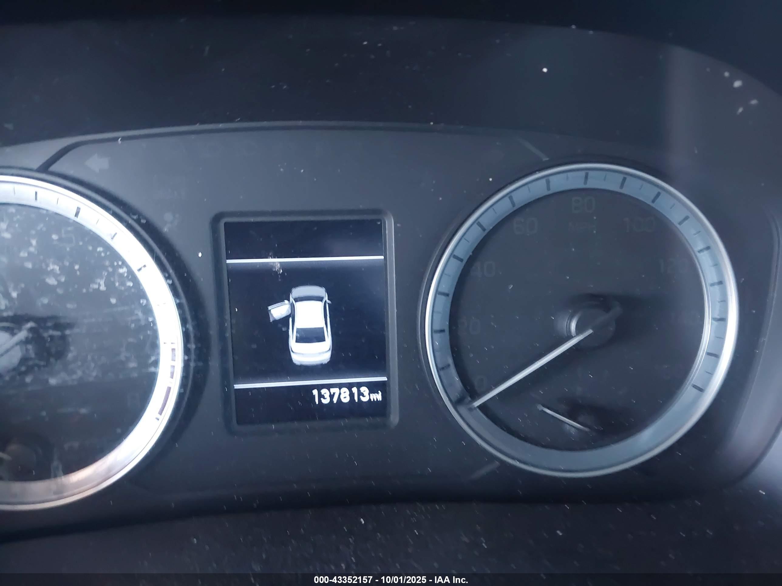 HYUNDAI SONATA image 7
