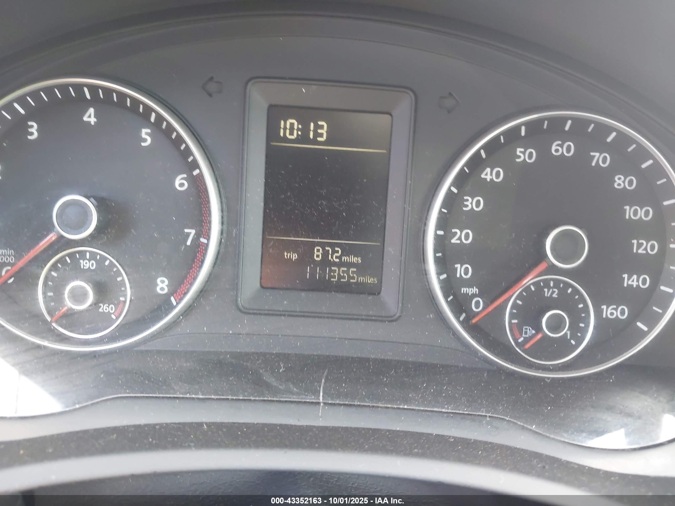 VOLKSWAGEN JETTA image 7
