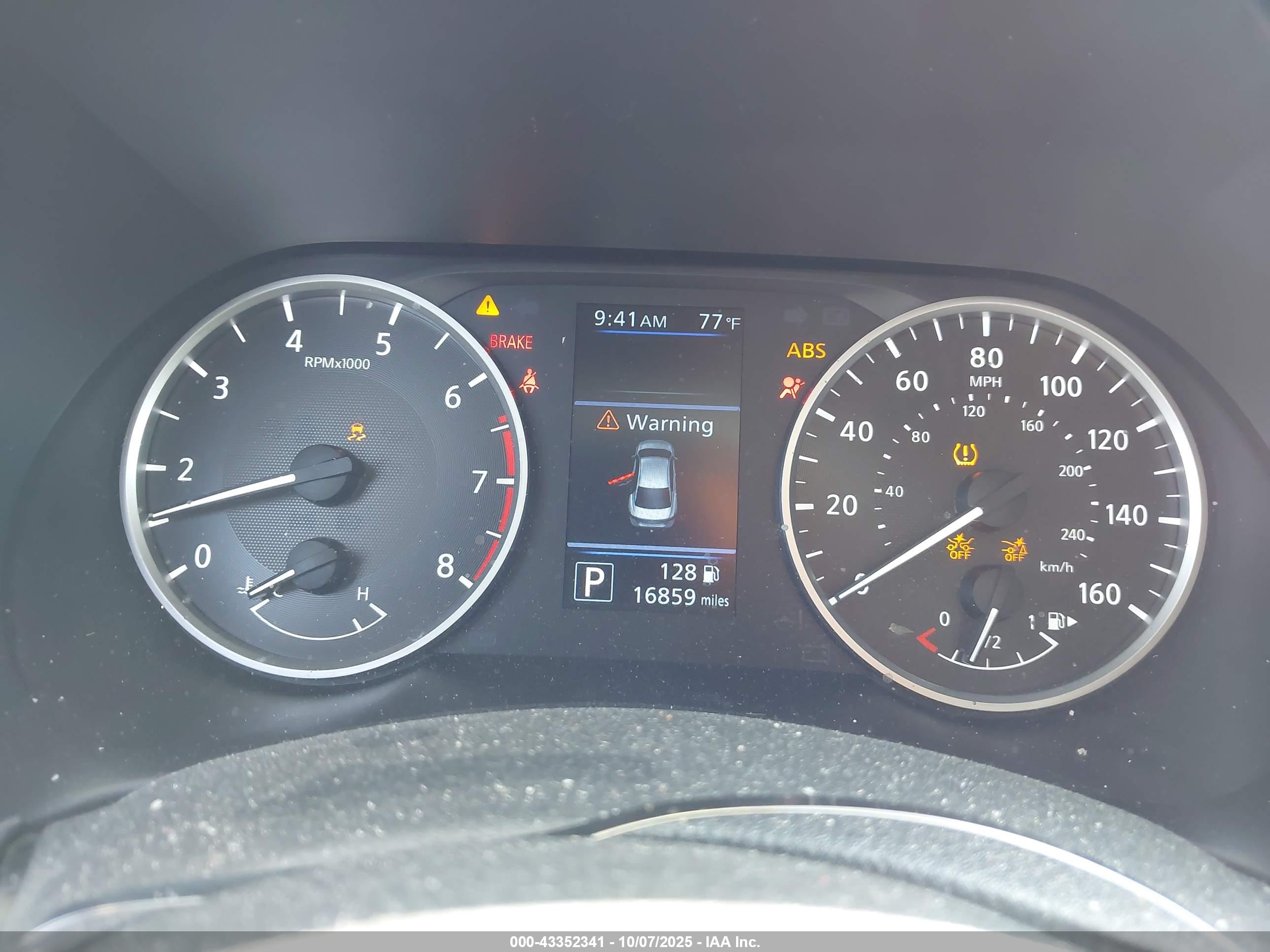 NISSAN SENTRA image 7