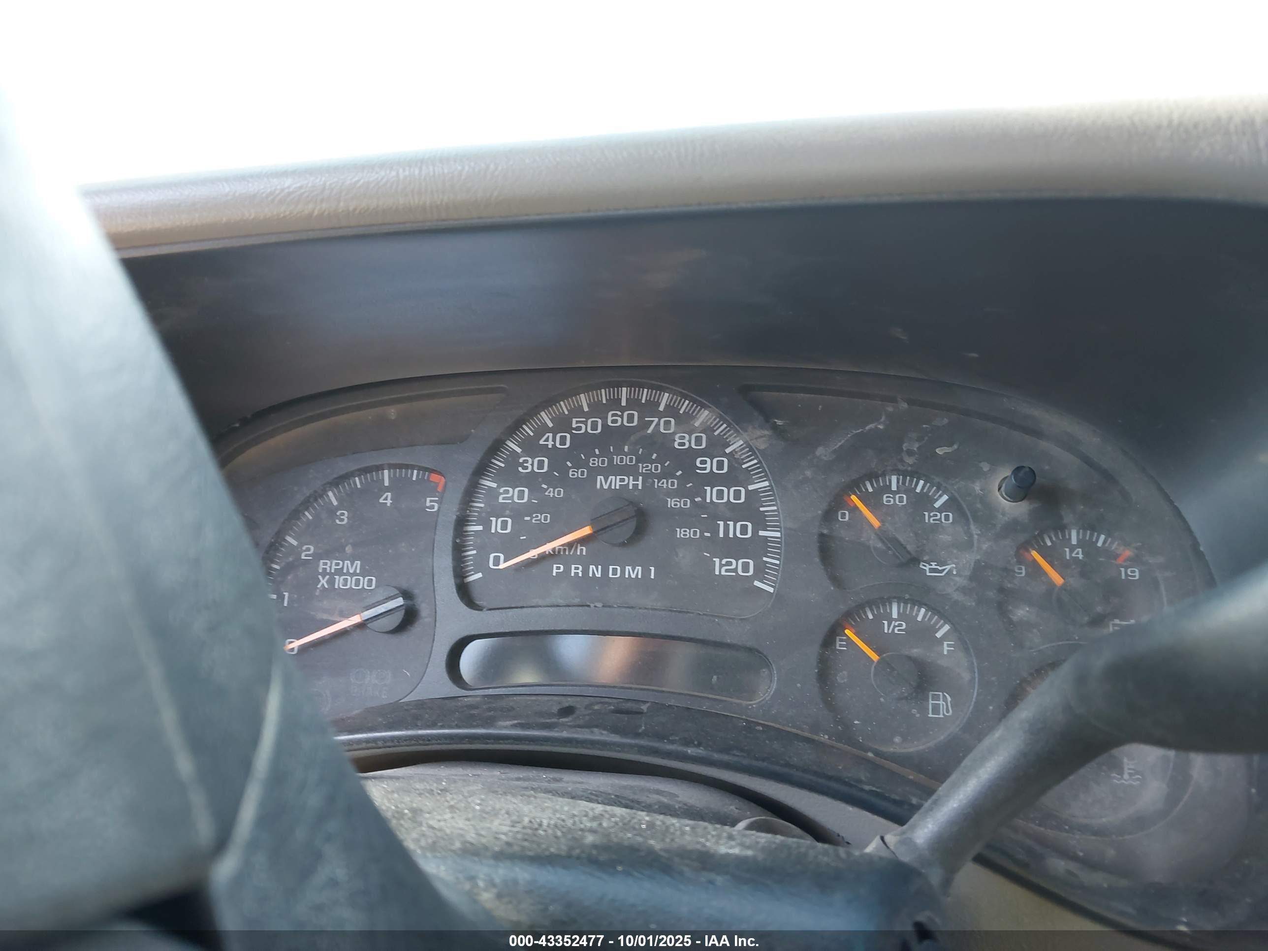 GMC SIERRA image 7