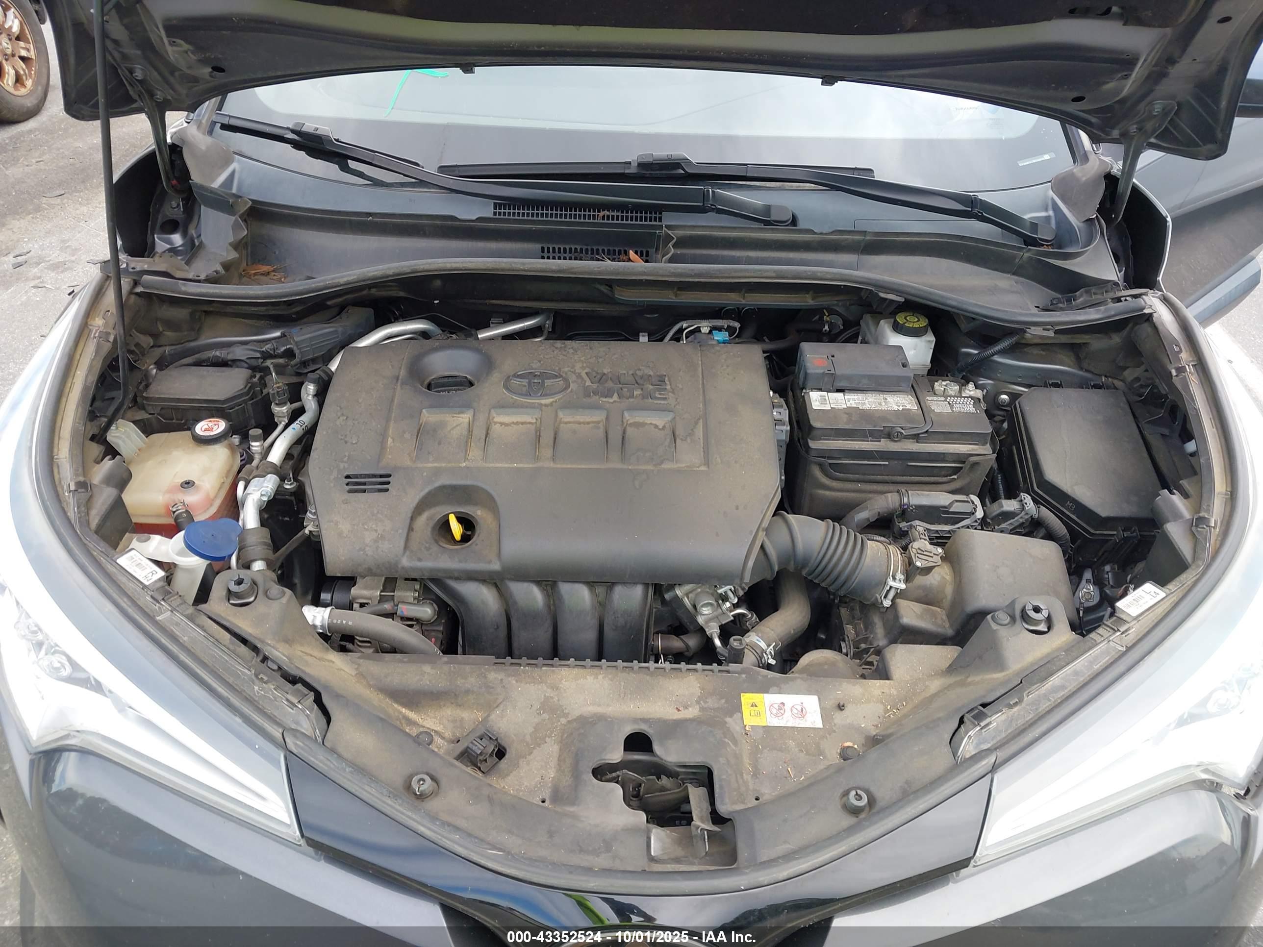 TOYOTA C-HR image 10