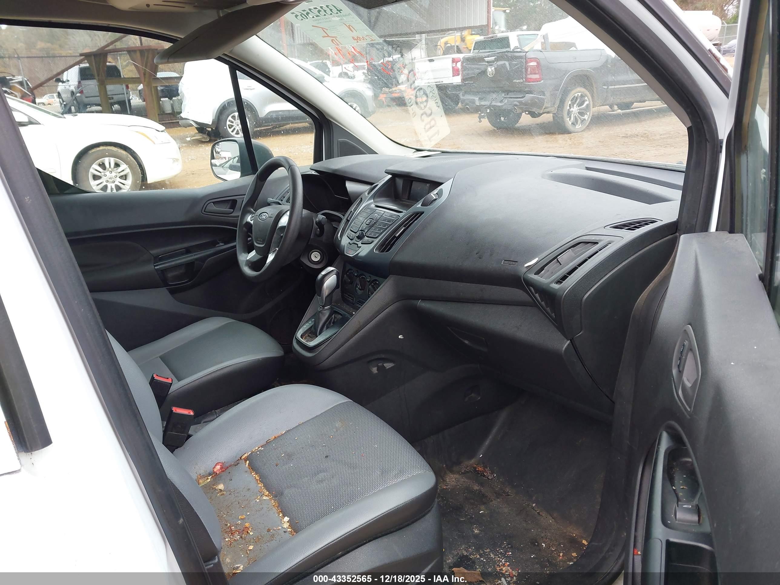FORD TRANSIT image 5