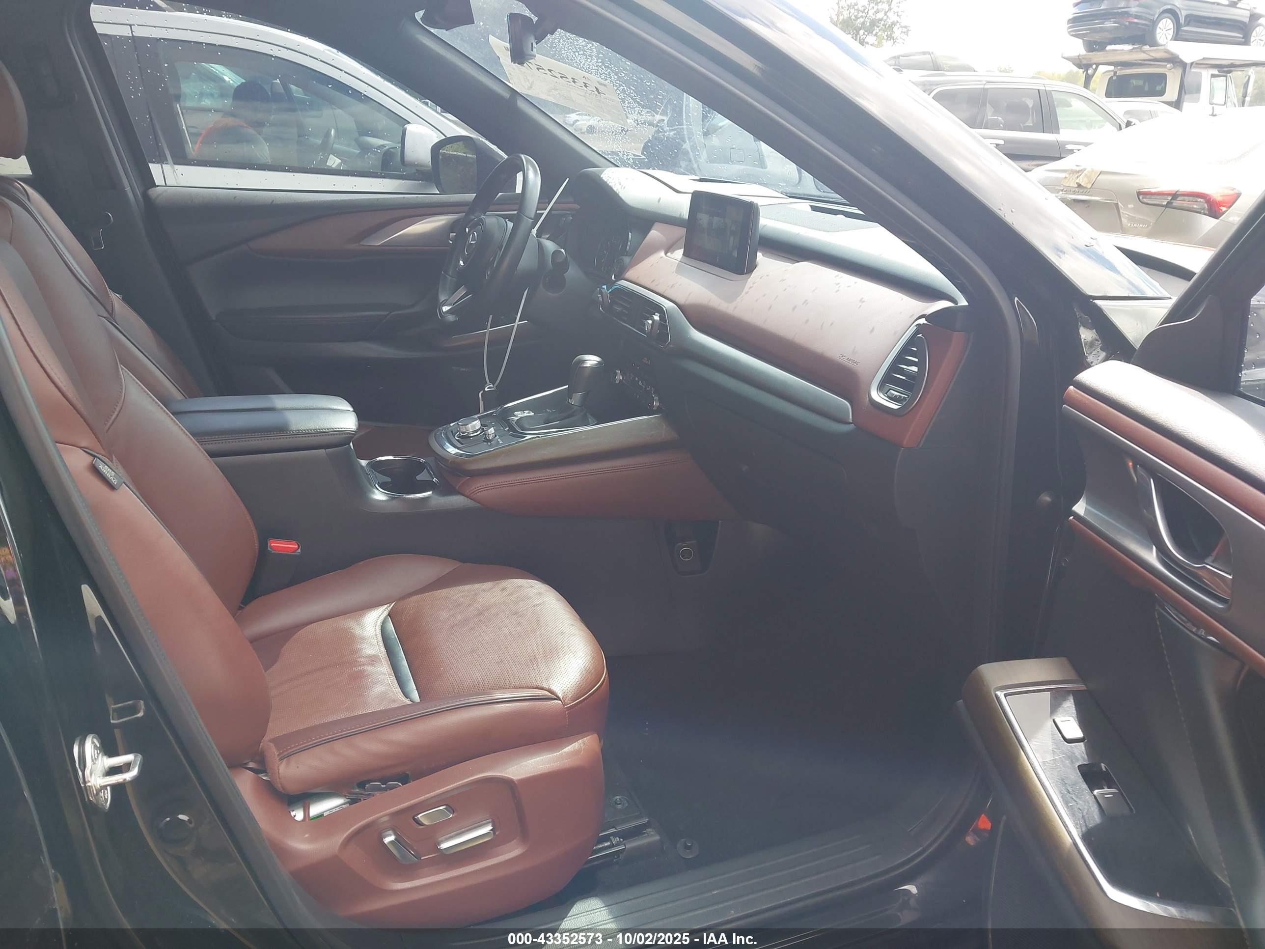 MAZDA CX-9 image 5