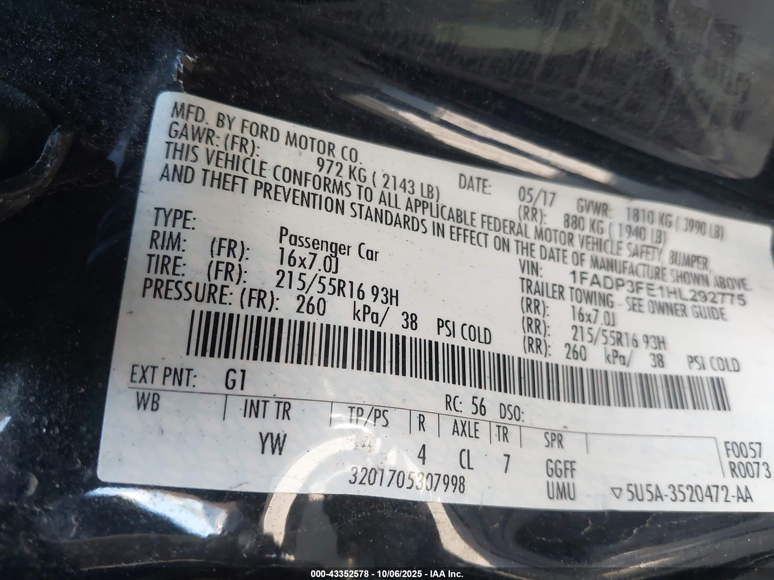 FORD FOCUS image 9
