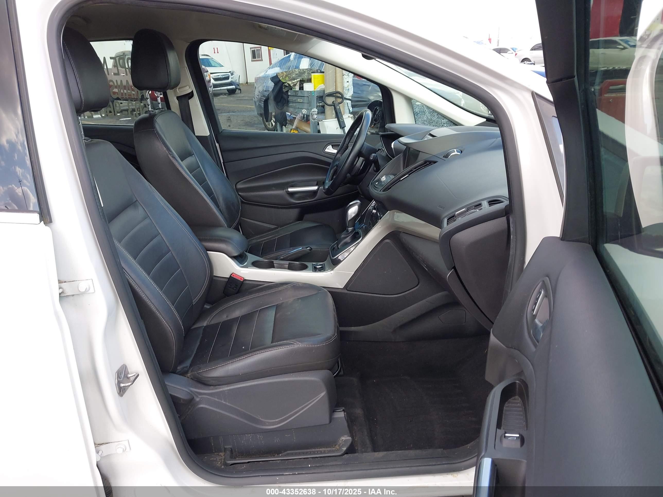 FORD C-MAX image 5