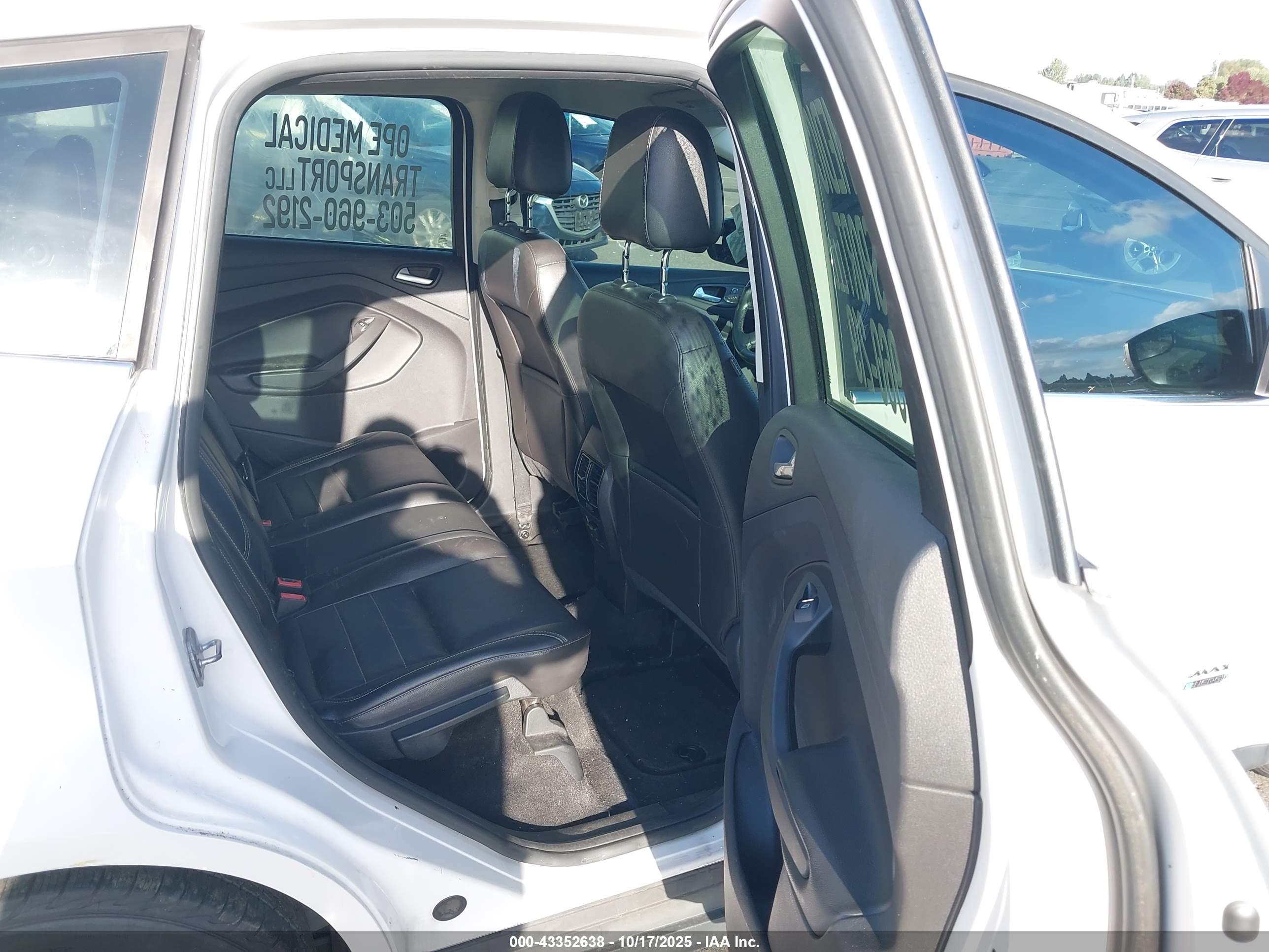 FORD C-MAX image 8