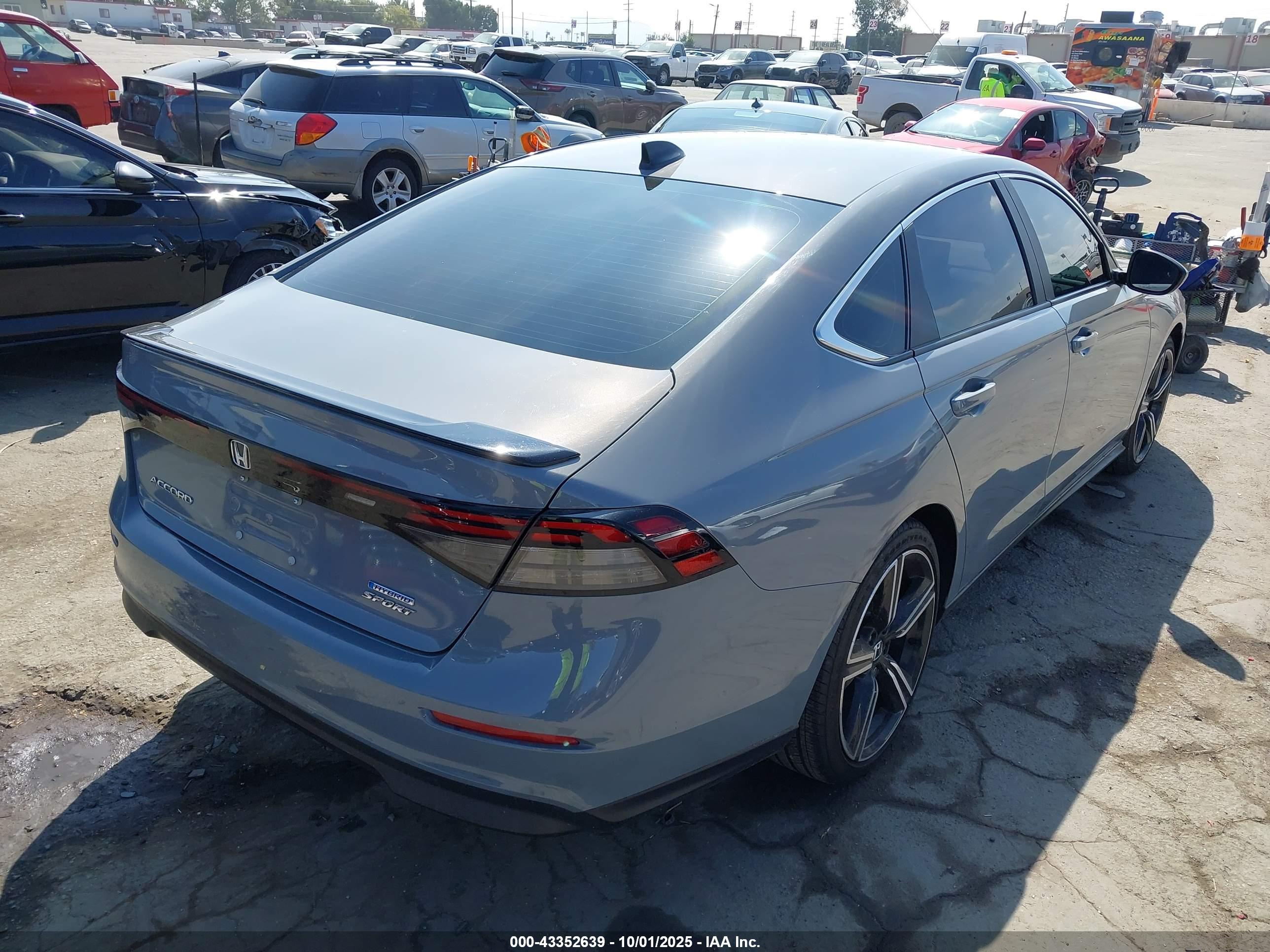 HONDA ACCORD image 4