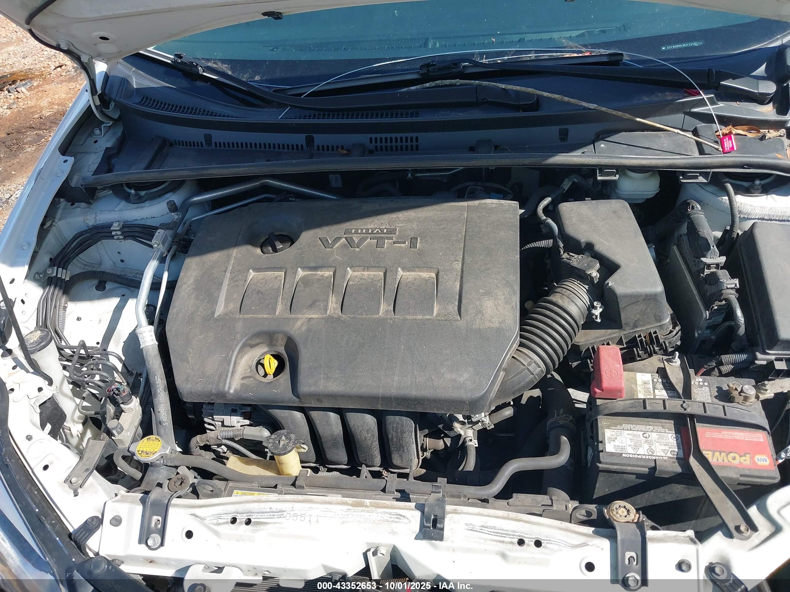 TOYOTA COROLLA image 10