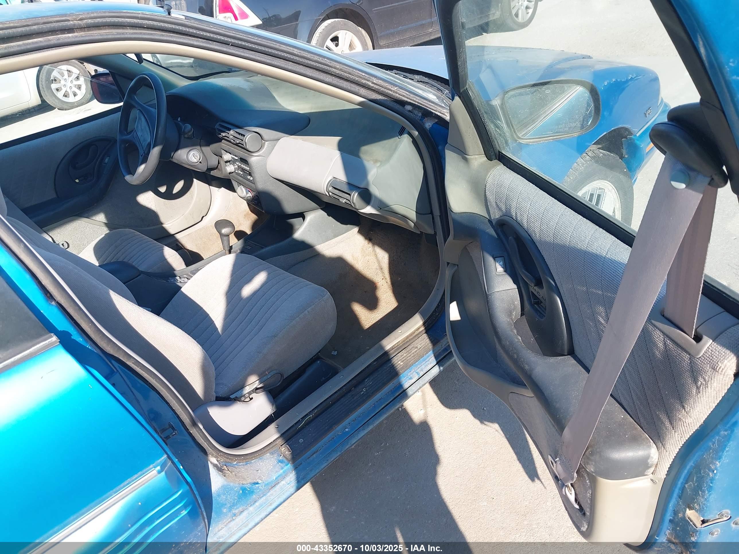 PONTIAC GRAND image 5