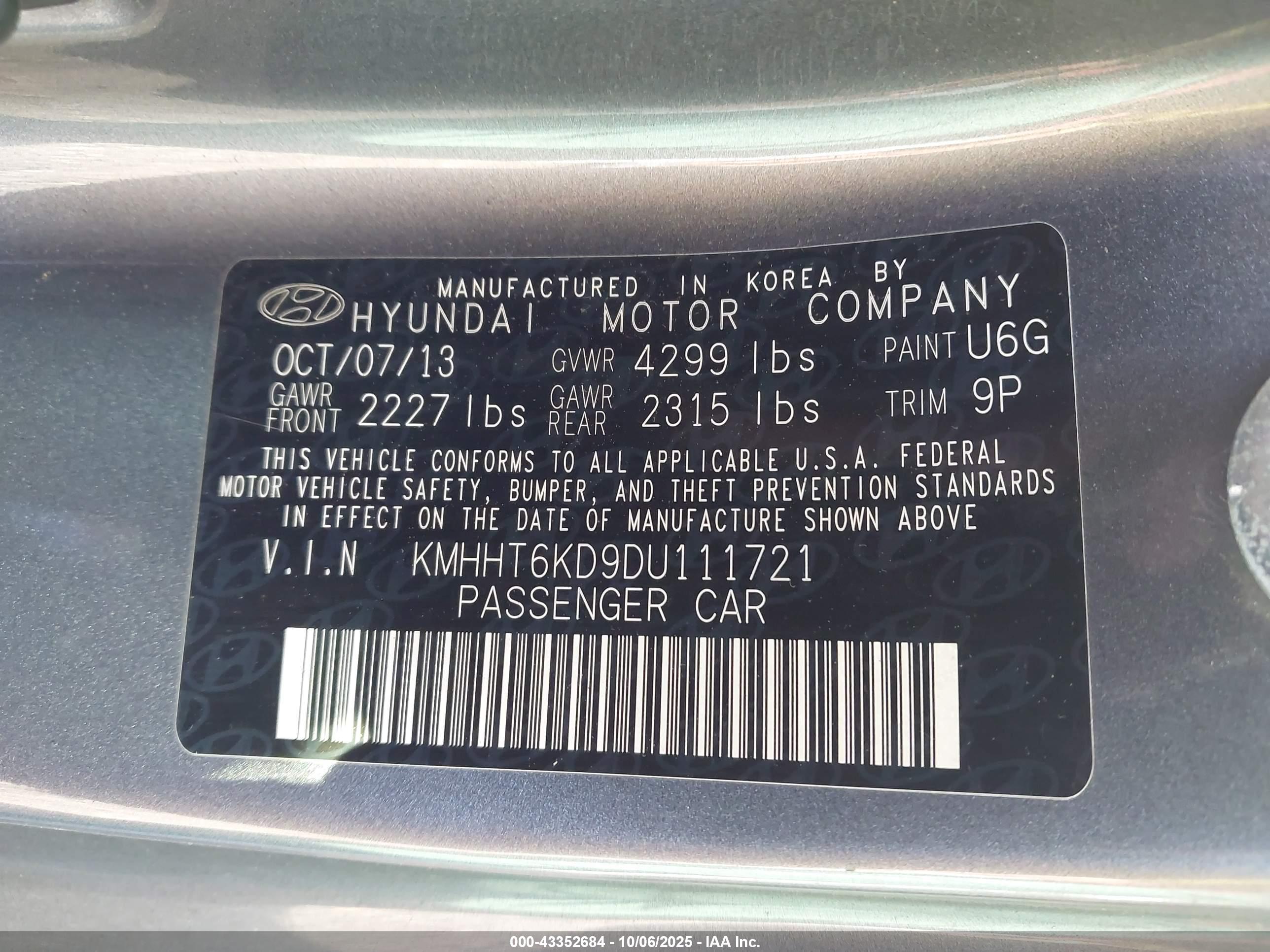 HYUNDAI GENESIS image 9