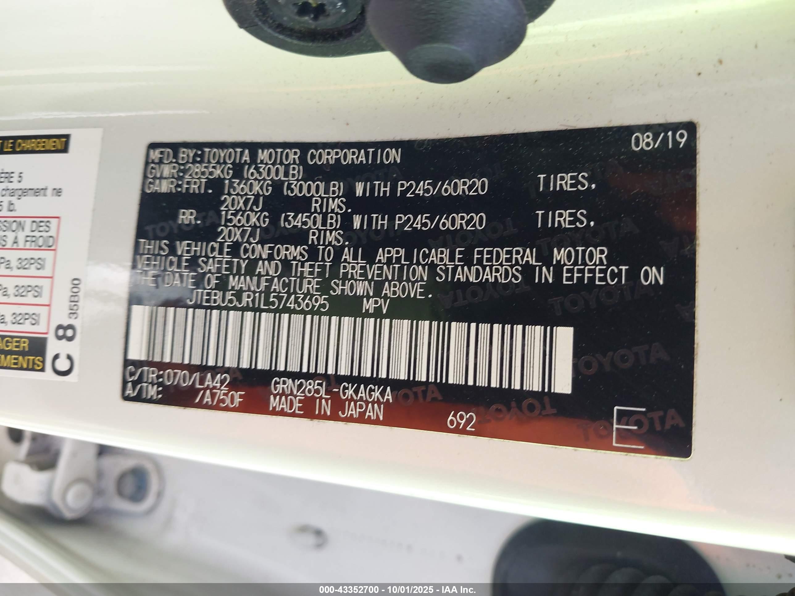 TOYOTA SEQUOIA image 9