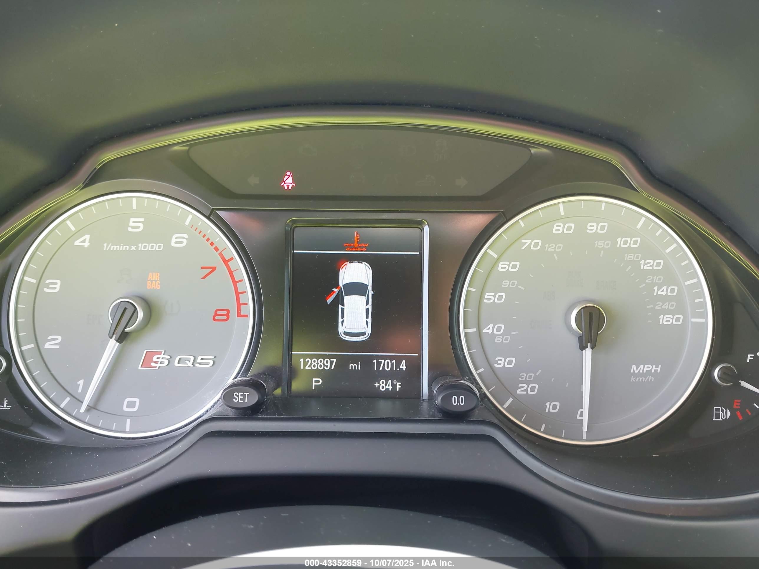 AUDI SQ5 image 7
