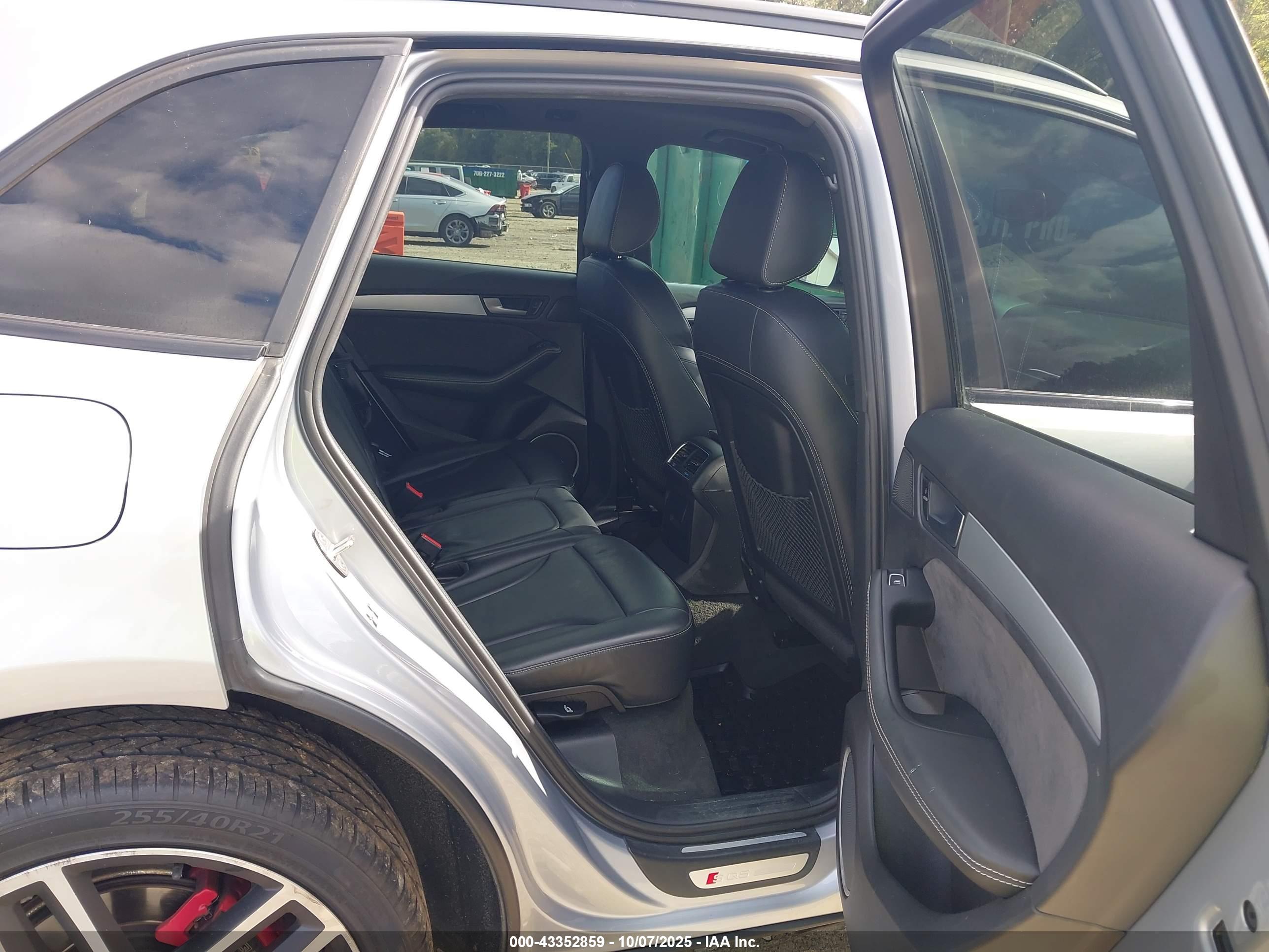 AUDI SQ5 image 8